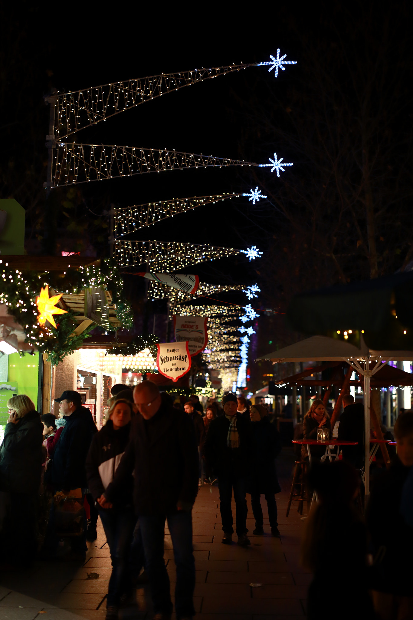 ZEISS Otus 55mm F1.4 sample photo. Weihnachtsmarkt dresden photography