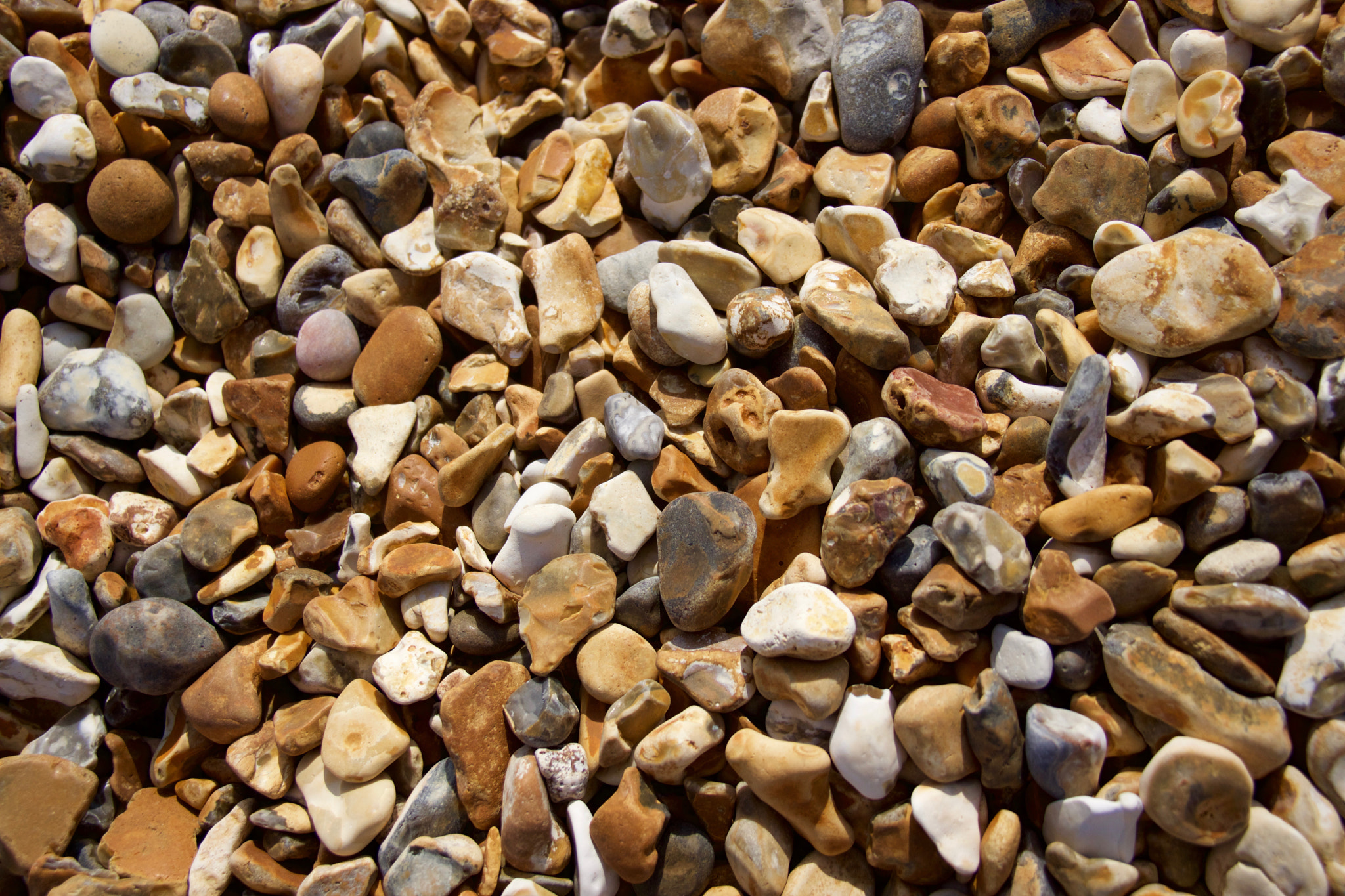 Sony E 16-50mm F3.5-5.6 PZ OSS sample photo. Pebbles photography