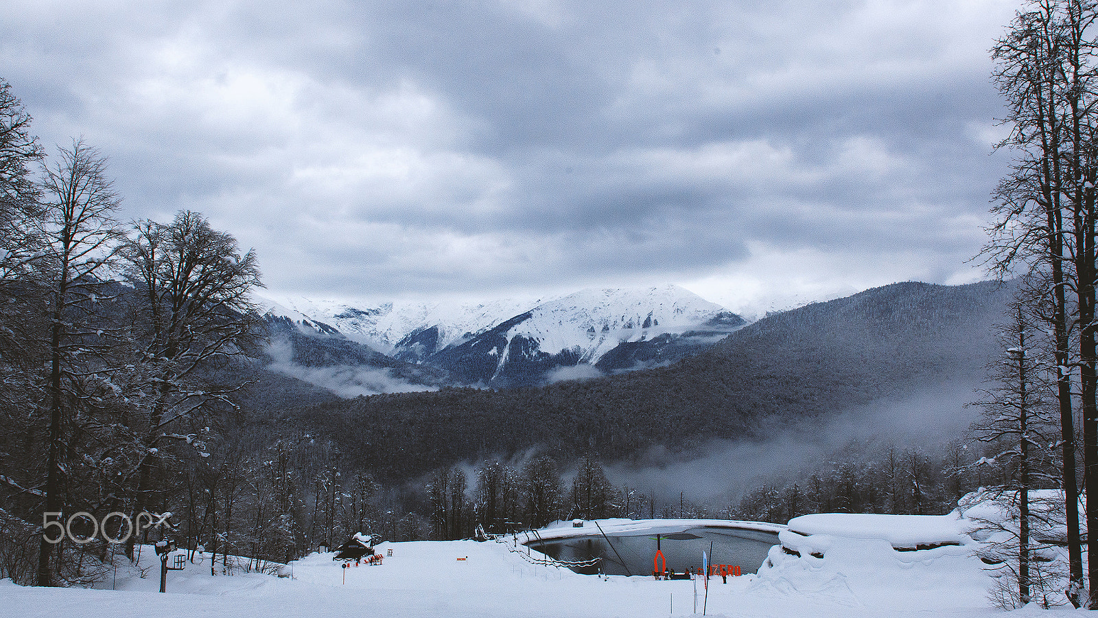 Canon EF 20mm F2.8 USM sample photo. /// photography