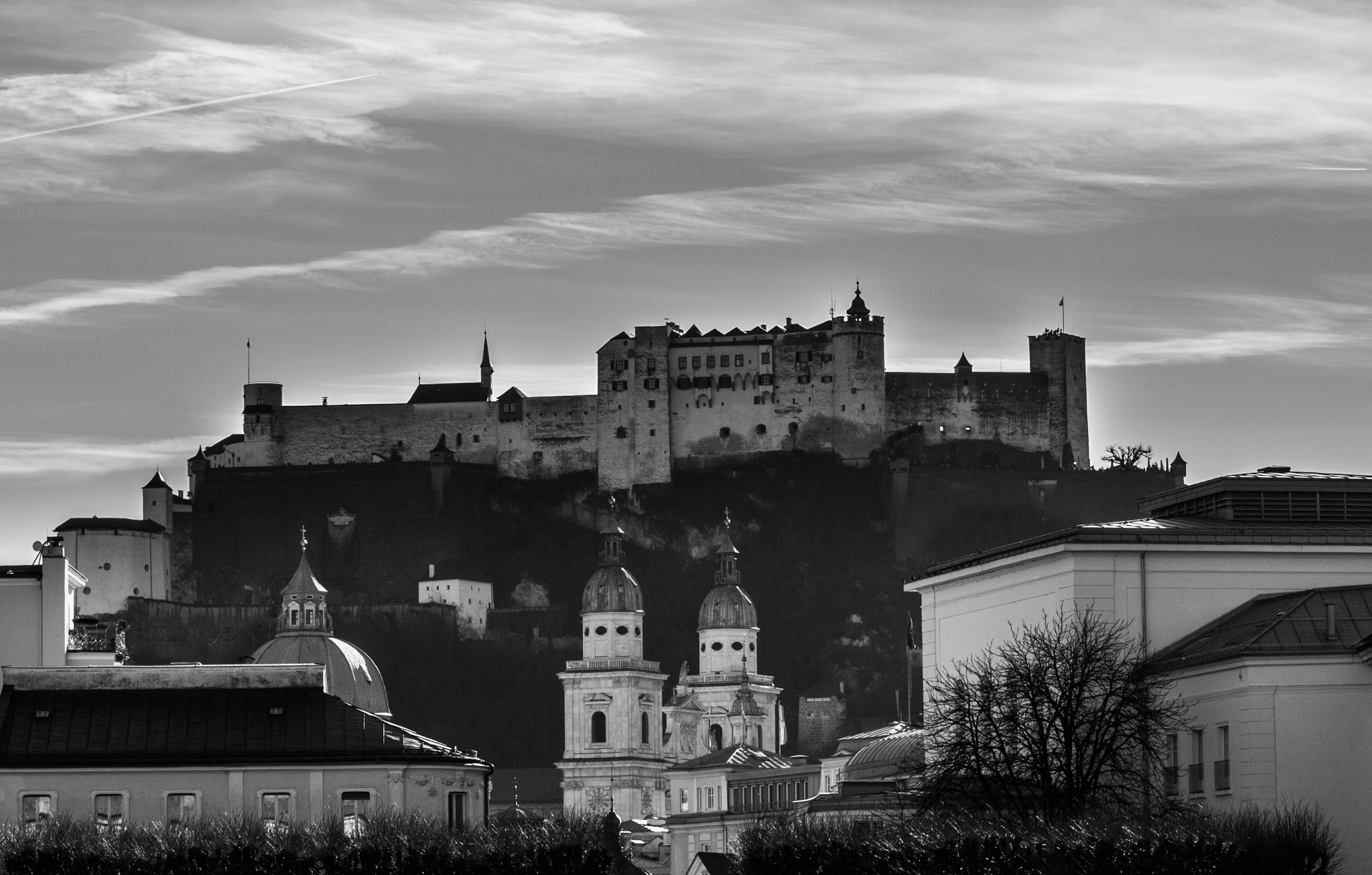 Canon EOS 1100D (EOS Rebel T3 / EOS Kiss X50) + Canon EF 70-200mm F4L USM sample photo. Mistic castle photography