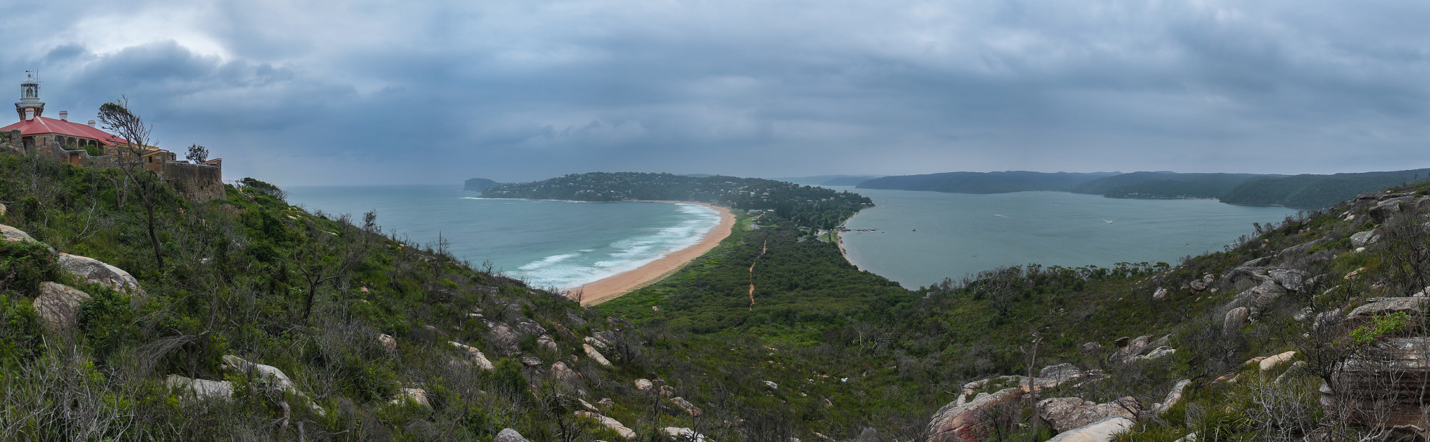 Canon EOS 700D (EOS Rebel T5i / EOS Kiss X7i) + Canon EF 16-35mm F4L IS USM sample photo. Panorama over palm beach from barrenjoey lighthous photography
