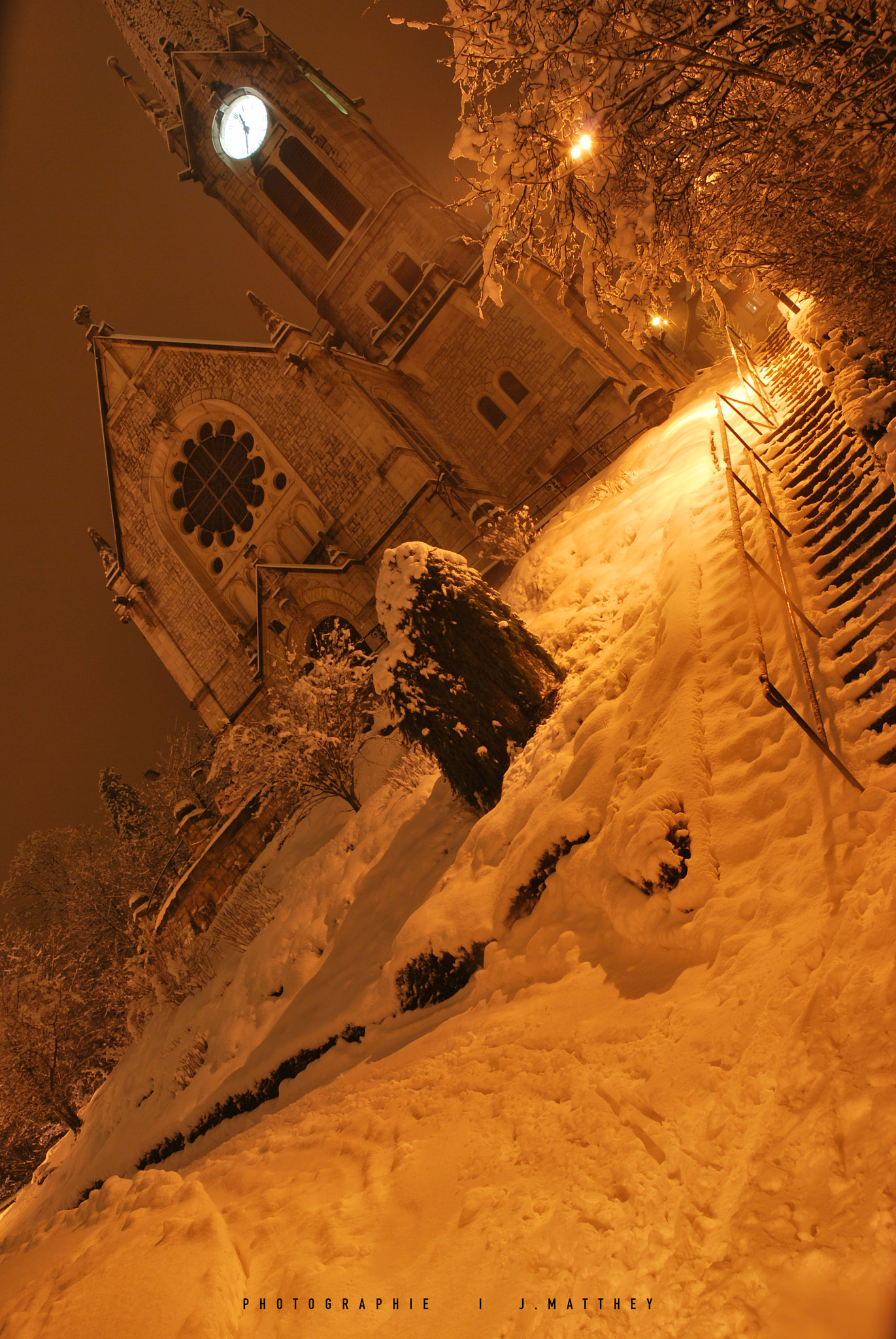 Nikon D60 sample photo. Eglise photography