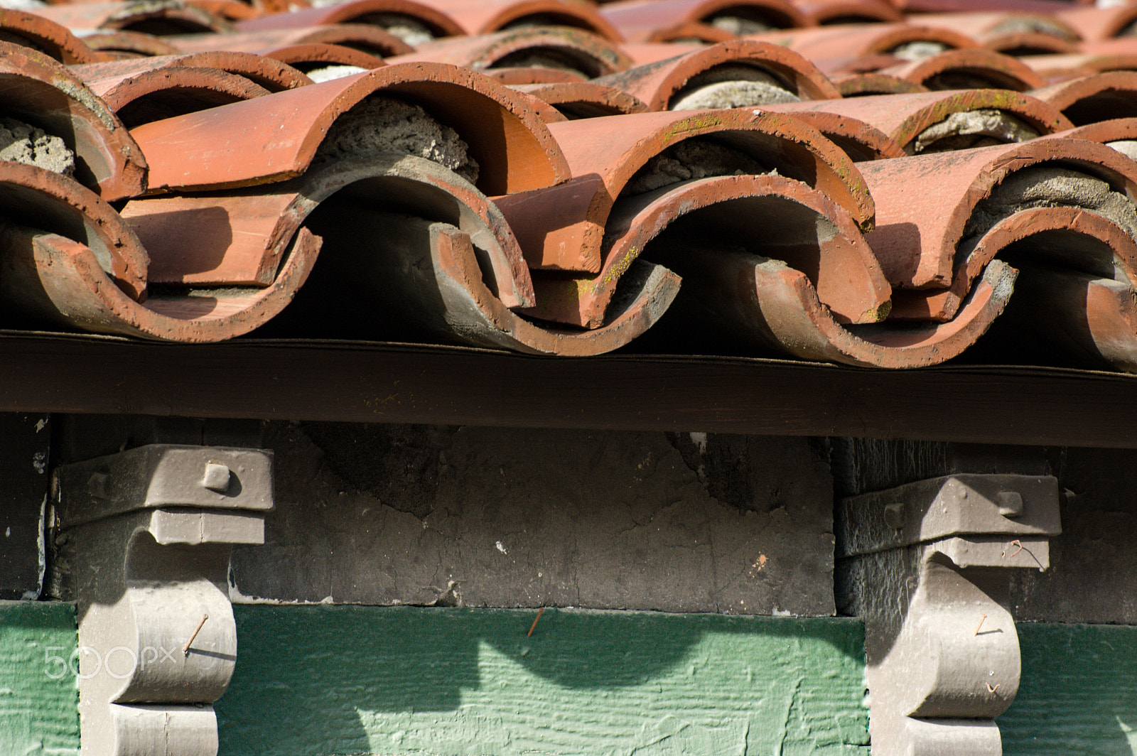 Nikon D70s sample photo. Terra cotta roof photography