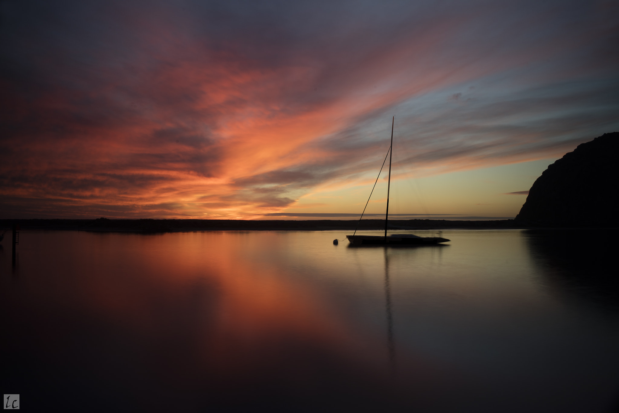 Canon EOS 5DS R + Canon EF 35mm F1.4L USM sample photo. Morro bay colors photography