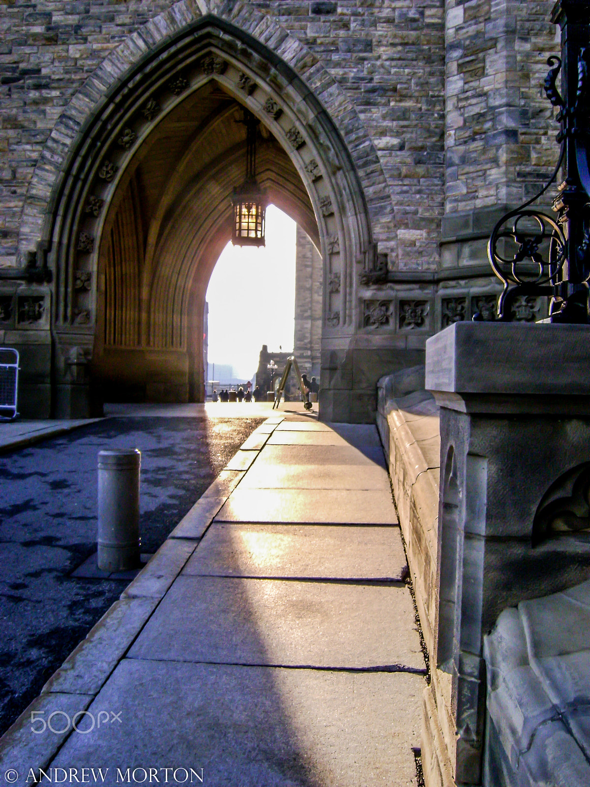 Sony DSC-S730 sample photo. Lion sculpture - parliament hill photography