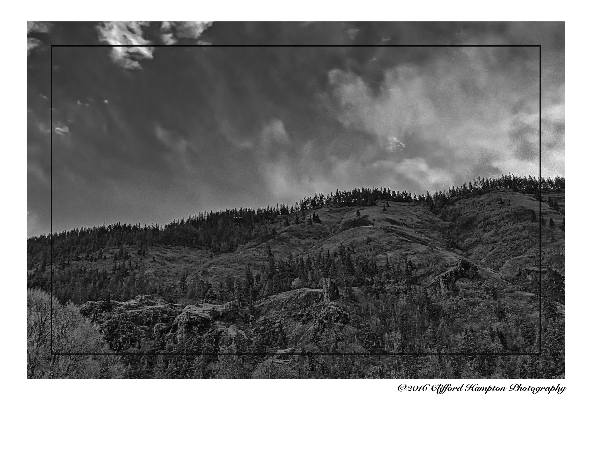 Nikon AF-S Nikkor 16-35mm F4G ED VR sample photo. The lost valley black and white photography