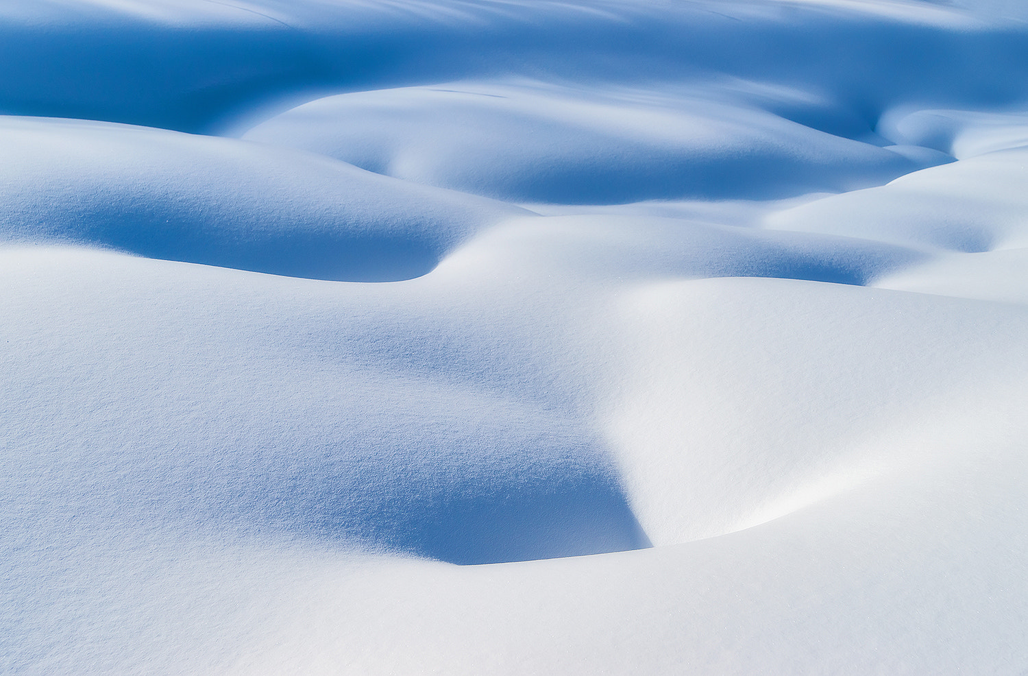 Sony Alpha DSLR-A850 + Sony 28-75mm F2.8 SAM sample photo. Snowy hills. photography