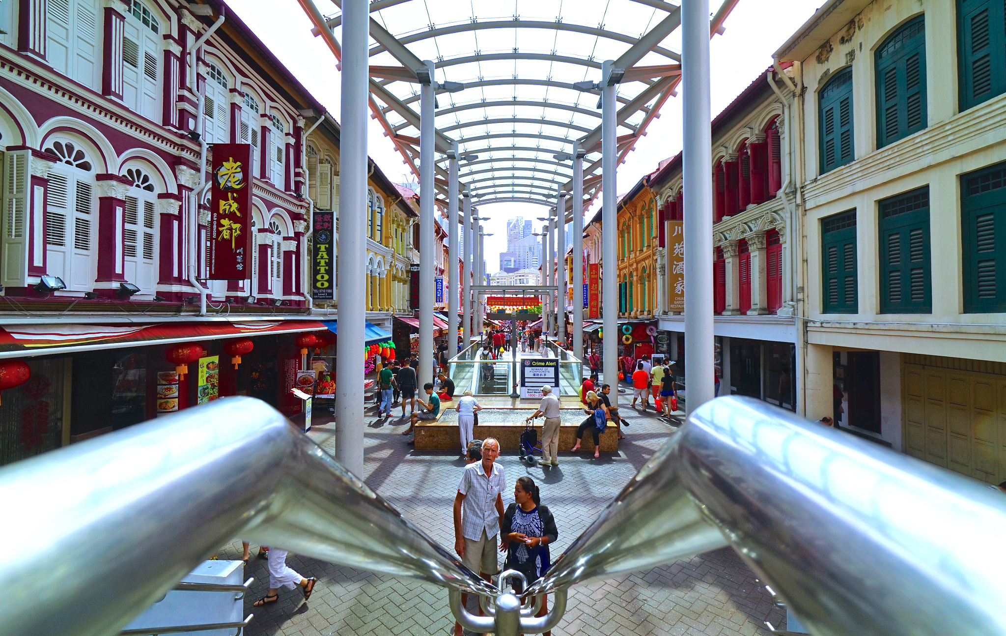 Sony a7R + Sony E 10-18mm F4 OSS sample photo. Lost in chinatown photography