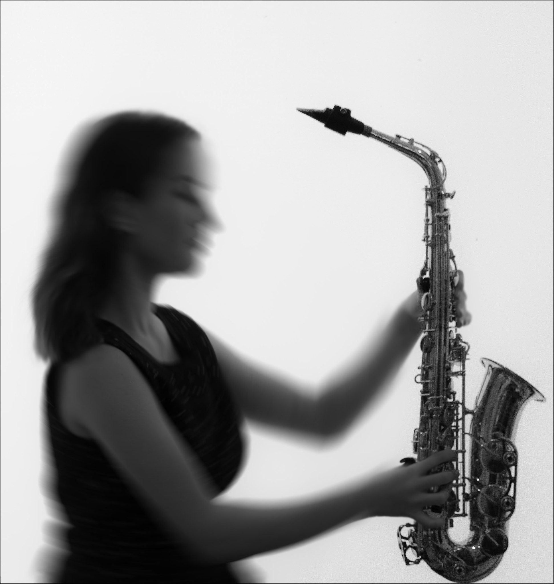 Samsung NX 18-200mm F3.5-6.3 ED OIS sample photo. Sax photography