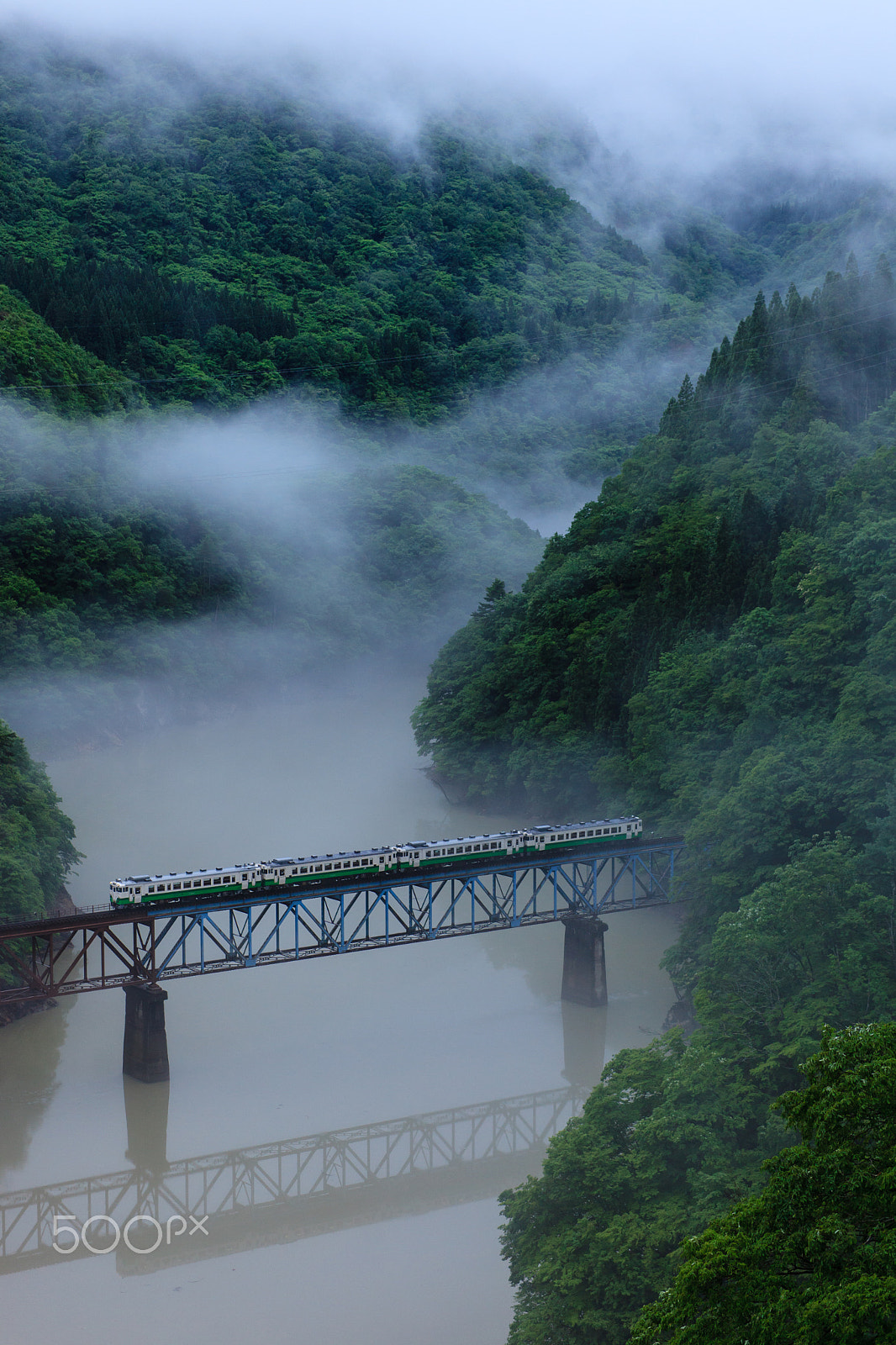 Sigma 50mm f/1.4 EX DG HSM + 1.4x sample photo. 3rd bridge through the foggy valley photography