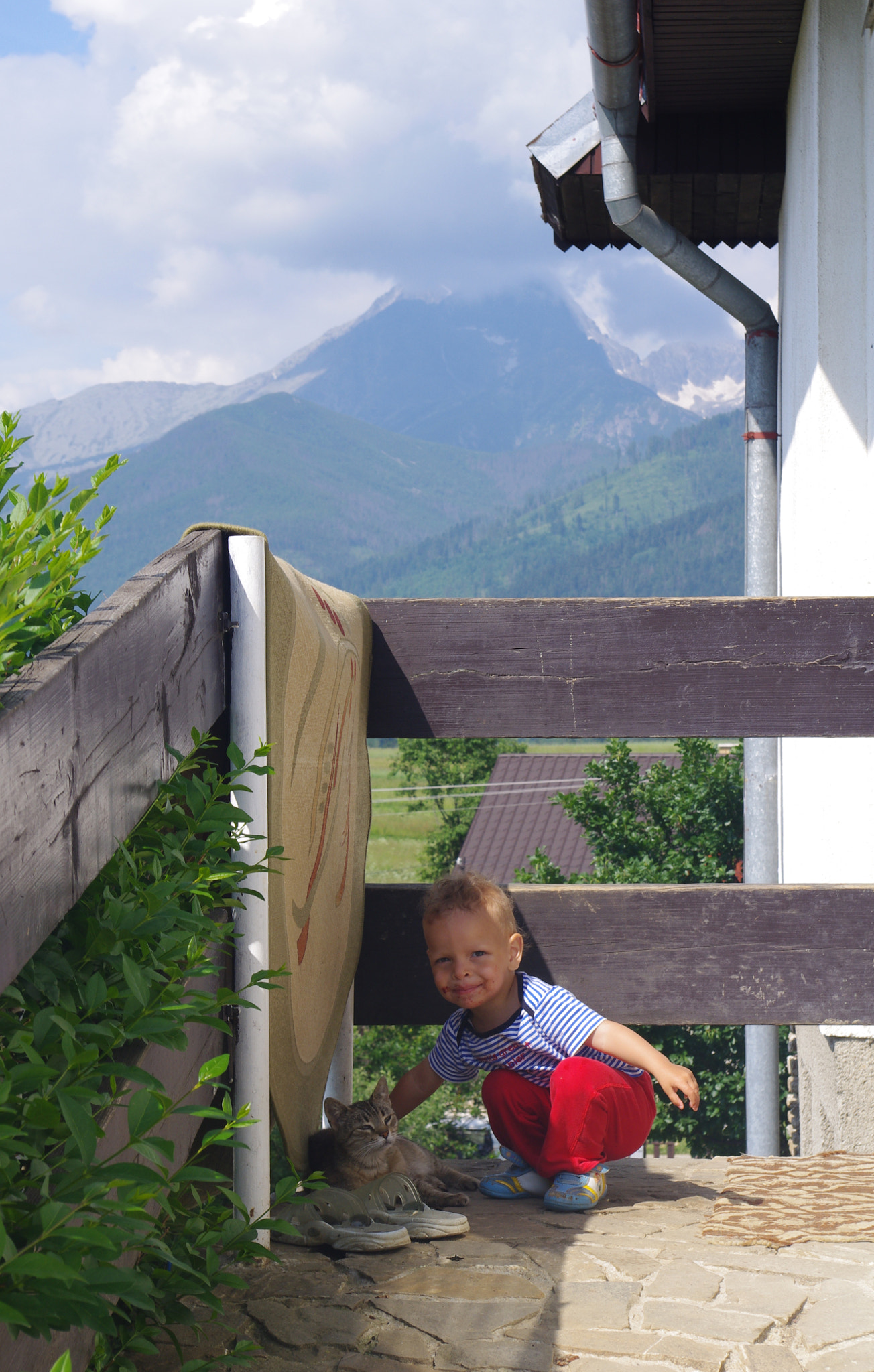 Pentax K-x sample photo. Home photography