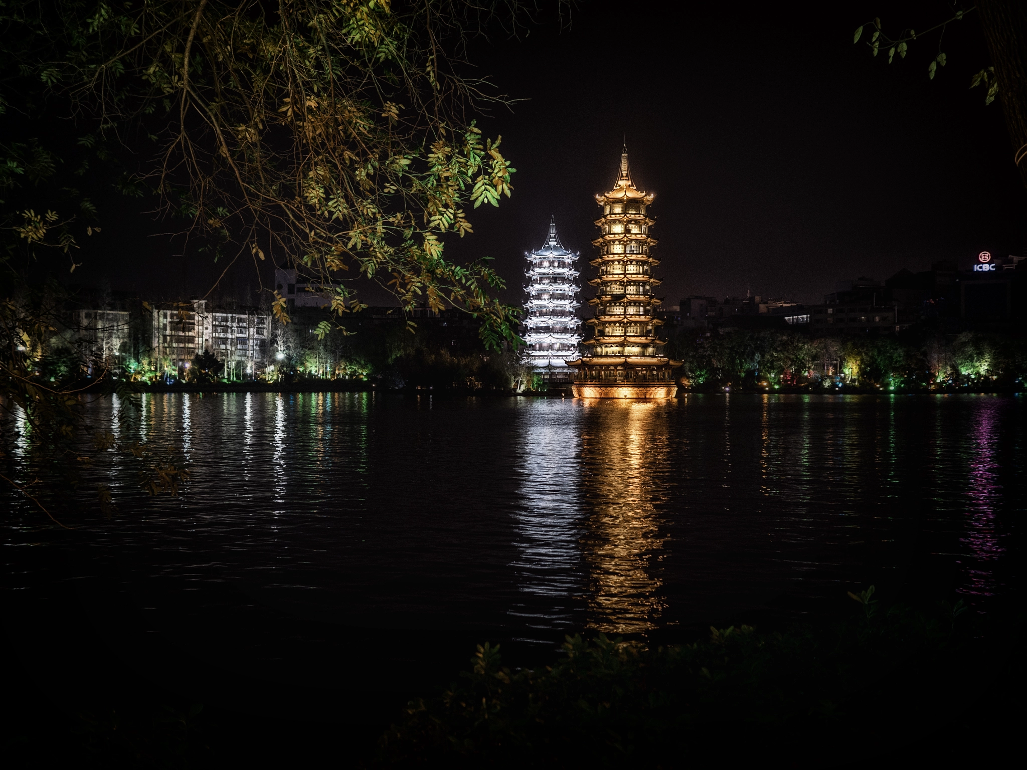 Olympus OM-D E-M1 + Olympus M.Zuiko Digital 17mm F1.8 sample photo. Pagoda's photography