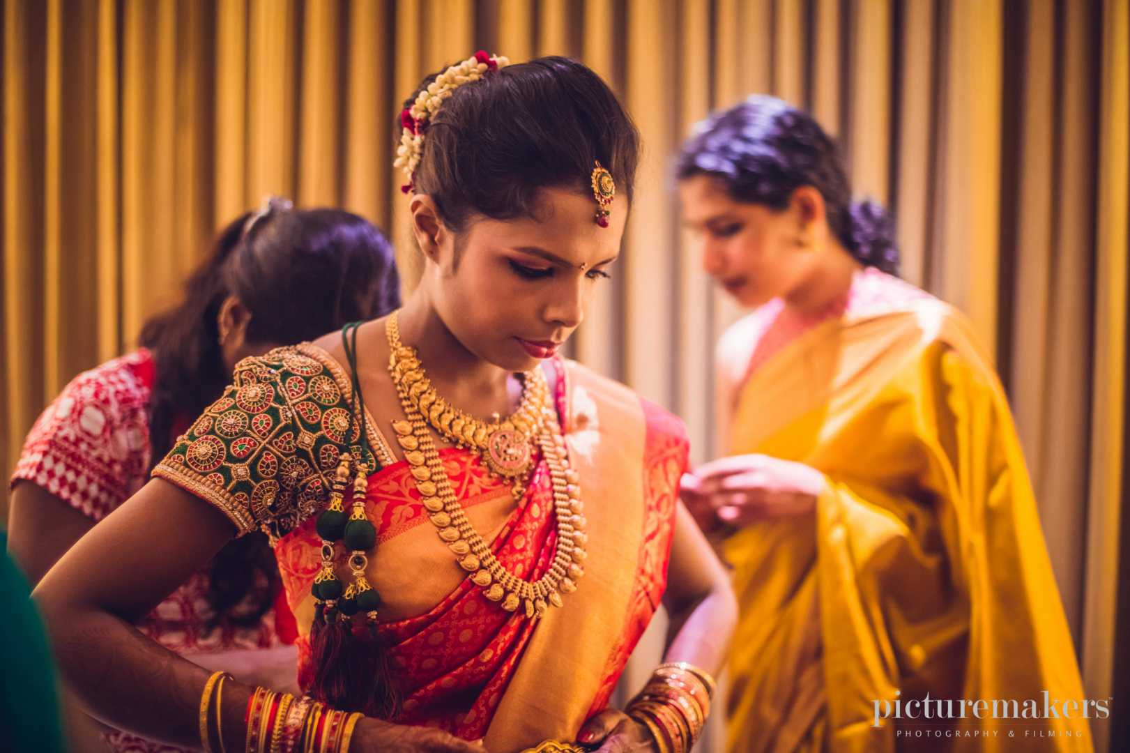 Canon EOS 5DS R + Canon EF 50mm F1.4 USM sample photo. Neethu + daniel part 1 photography