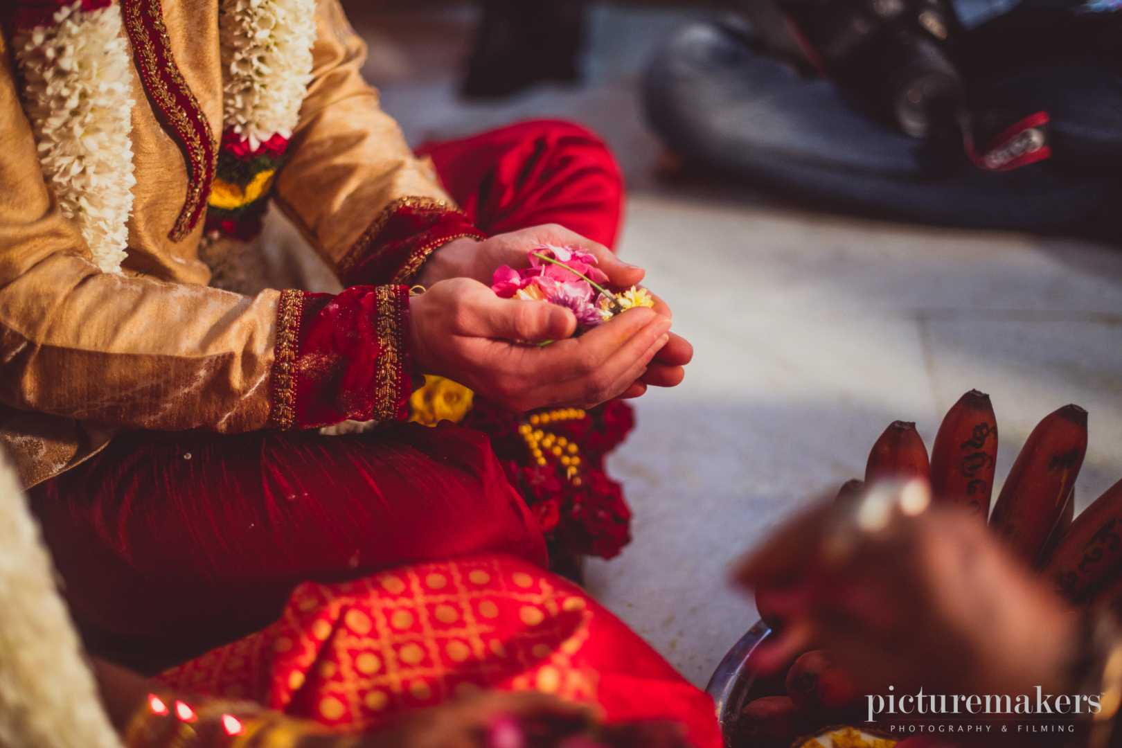 Canon EOS 5DS R + Canon EF 50mm F1.4 USM sample photo. Neethu + daniel part 1 photography