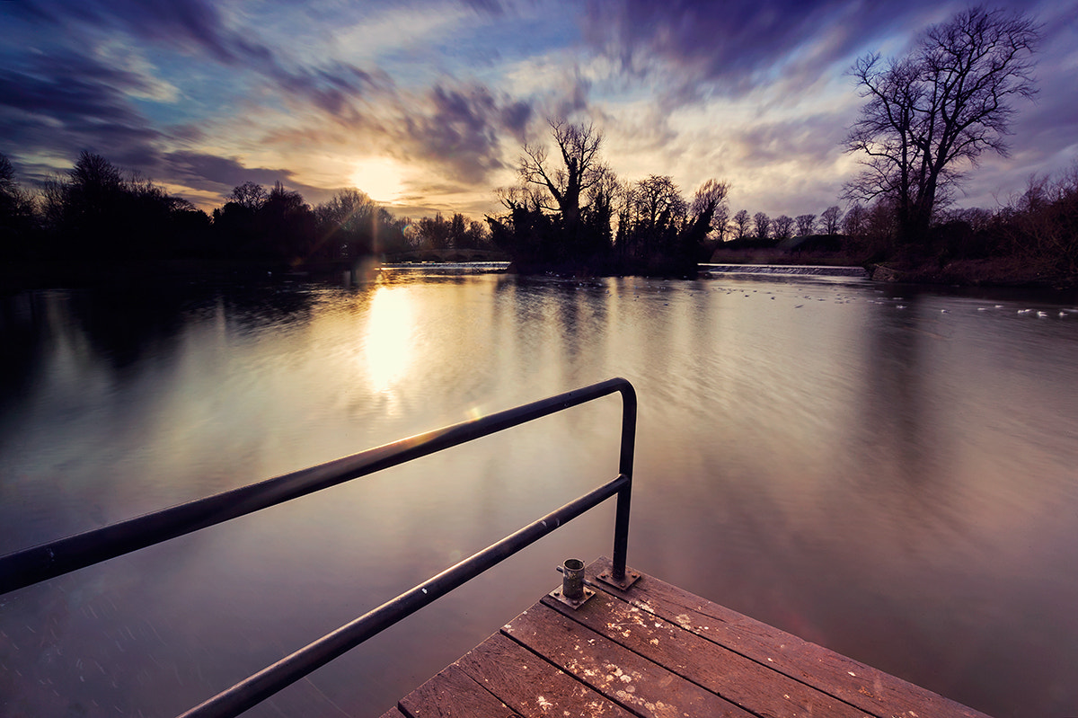 Canon EOS-1Ds + Sigma 17-35mm f/2.8-4 EX DG Aspherical HSM sample photo. Sunset at the river soar photography