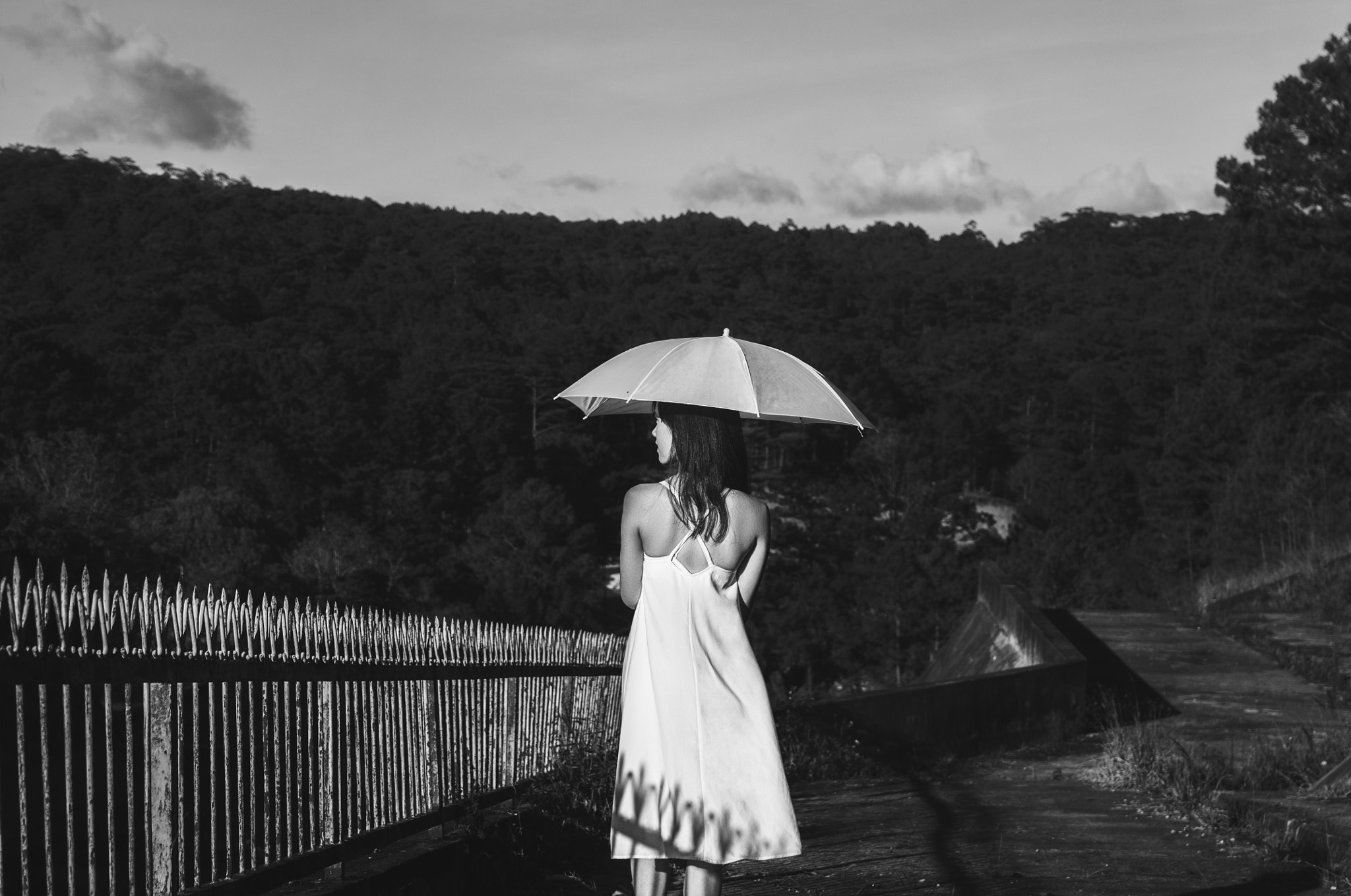 Tamron AF 28-75mm F2.8 XR Di LD Aspherical (IF) sample photo. Bw potrait photography