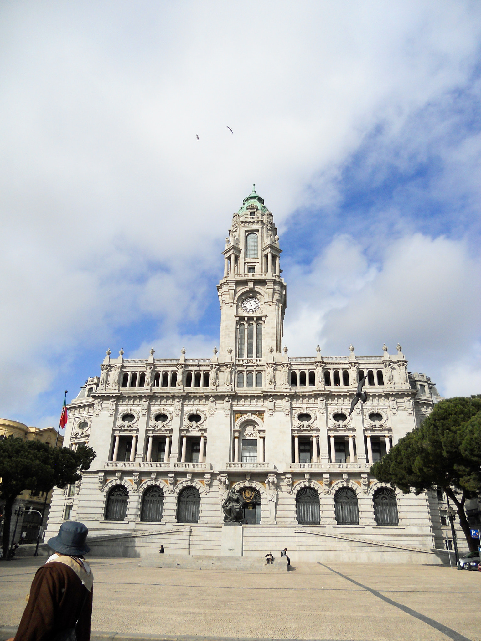 Nikon COOLPIX S2550 sample photo. Porto city hall photography