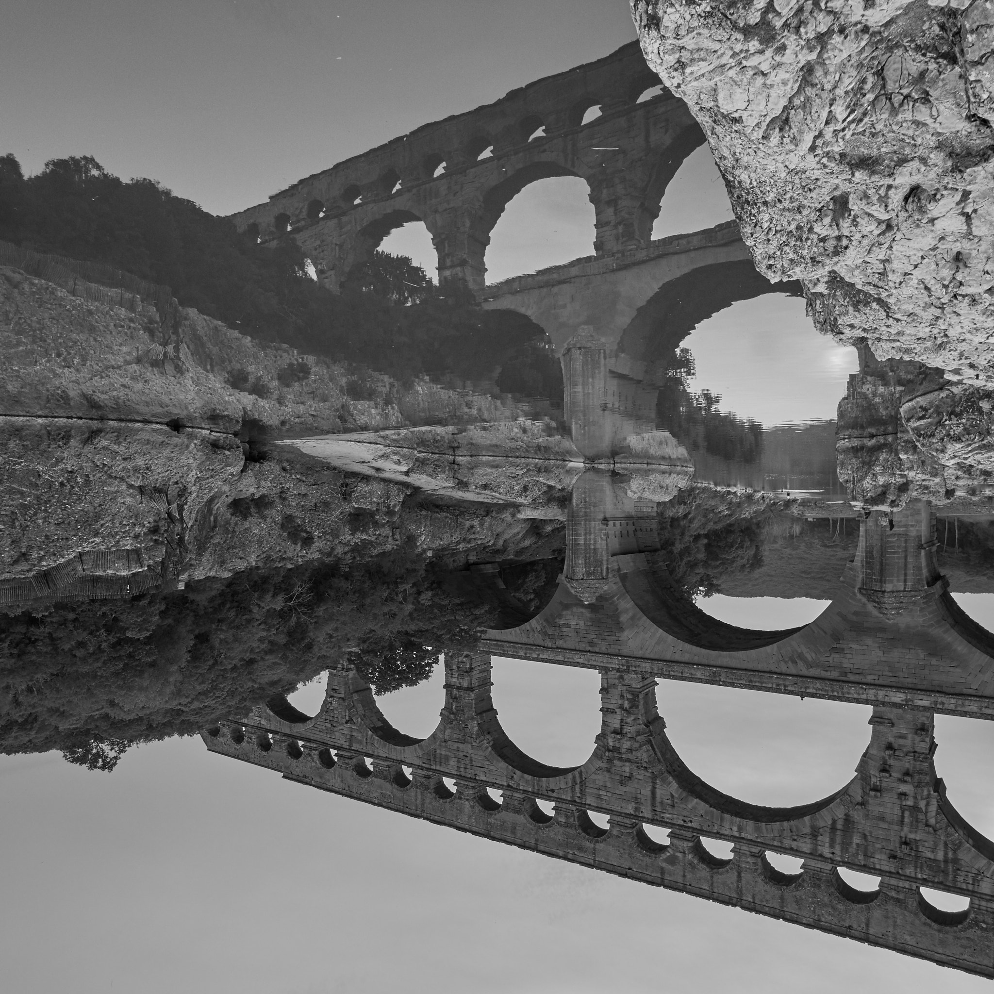 Olympus OM-D E-M5 + Panasonic Lumix G Vario 7-14mm F4 ASPH sample photo. Symmetry photography
