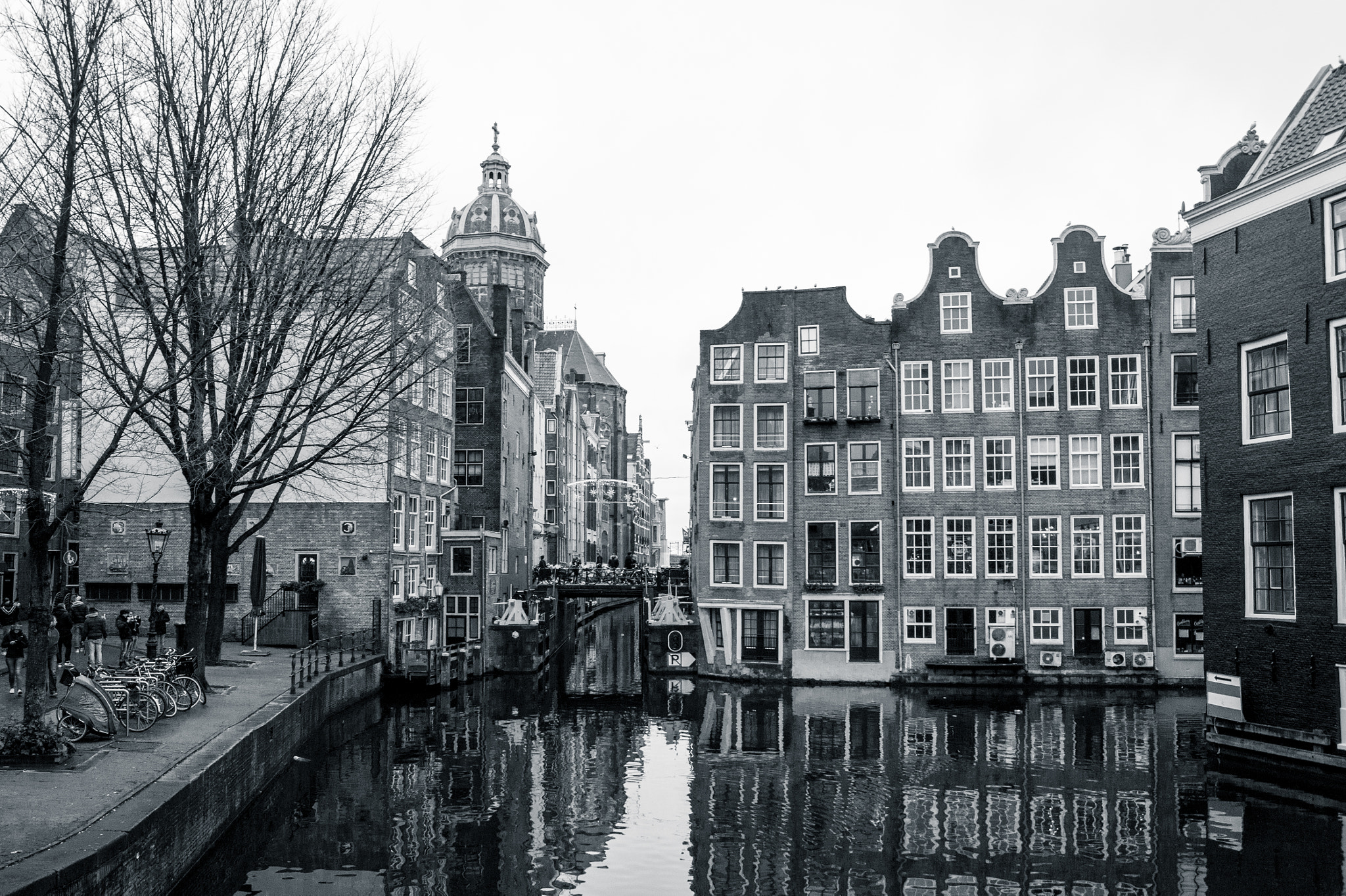 Sony Alpha DSLR-A450 sample photo. Amsterdam canal photography