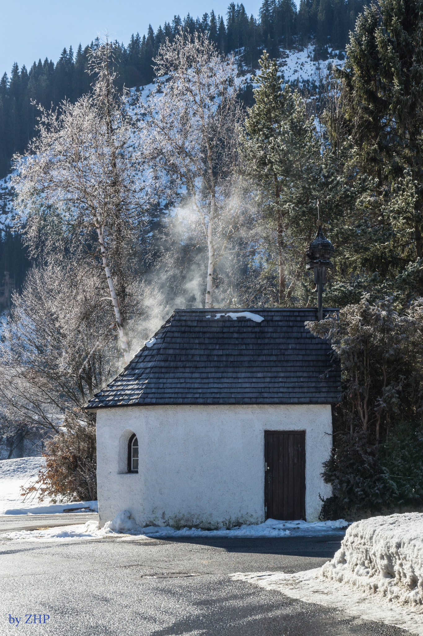 Sony SLT-A77 + 17-50mm F2.8 sample photo. Chappel at morning ... photography