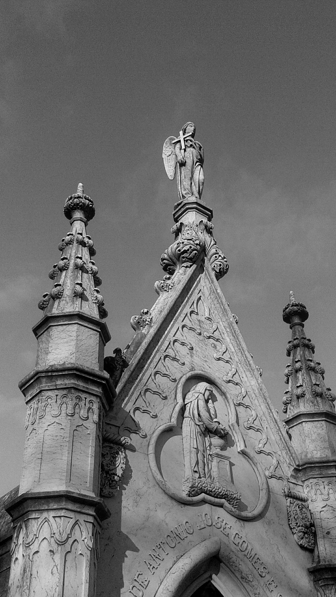 LG LEON sample photo. Cemitério de almada.  photography