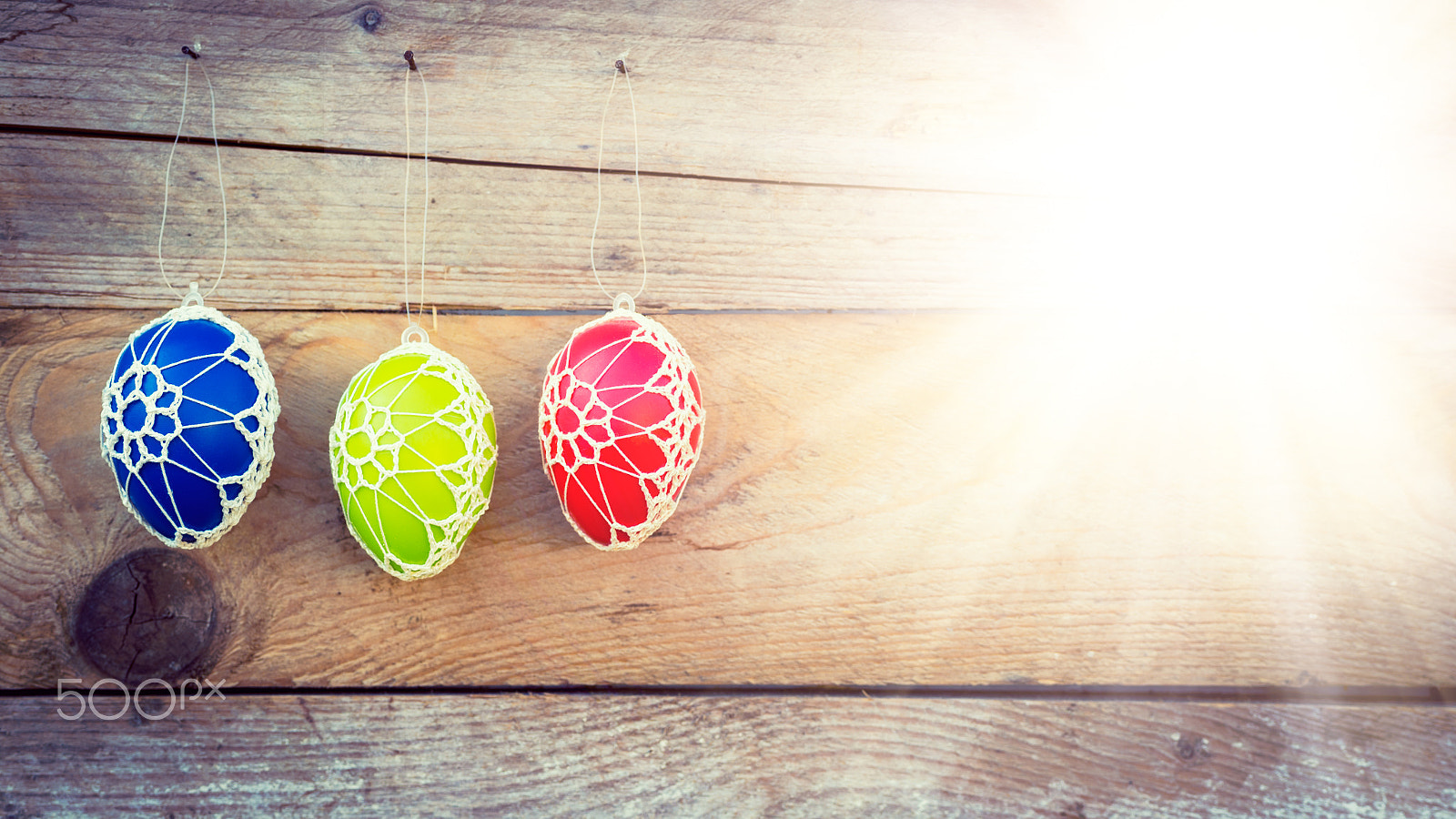 Nikon D4S + Sigma 70mm F2.8 EX DG Macro sample photo. Colorful easter eggs on wooden background photography