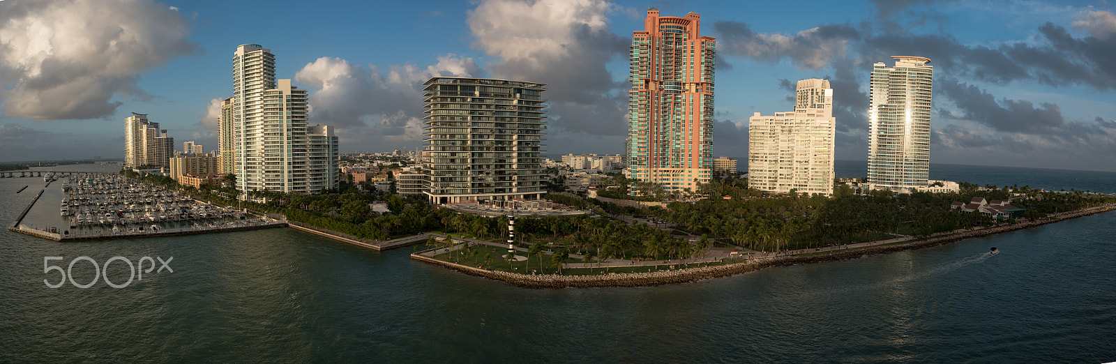 Nikon D750 + AF Nikkor 24mm f/2.8 sample photo. Miami beach photography
