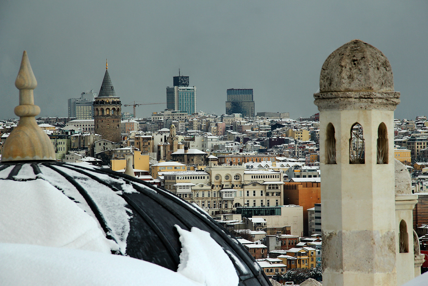 Canon EOS 550D (EOS Rebel T2i / EOS Kiss X4) sample photo. Depth of istanbul photography