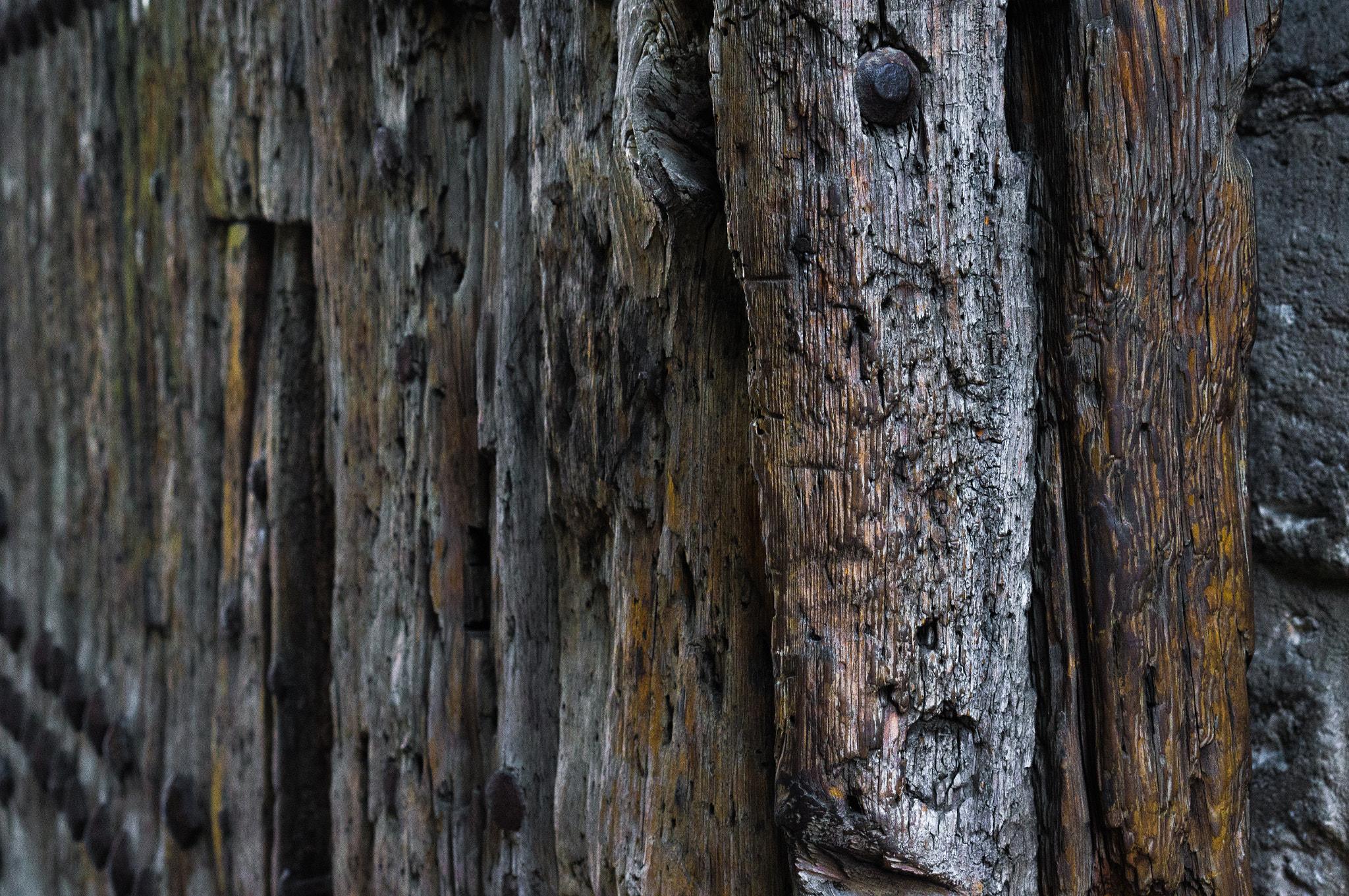 Sony E 35mm F1.8 OSS sample photo. Old wood. photography