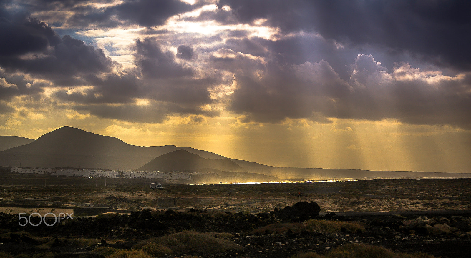 Nikon D70 sample photo. Famara photography