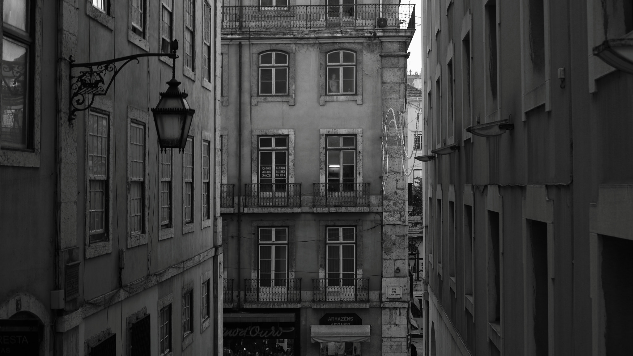 Canon EF 50mm f/1.8 sample photo. Lisboa photography
