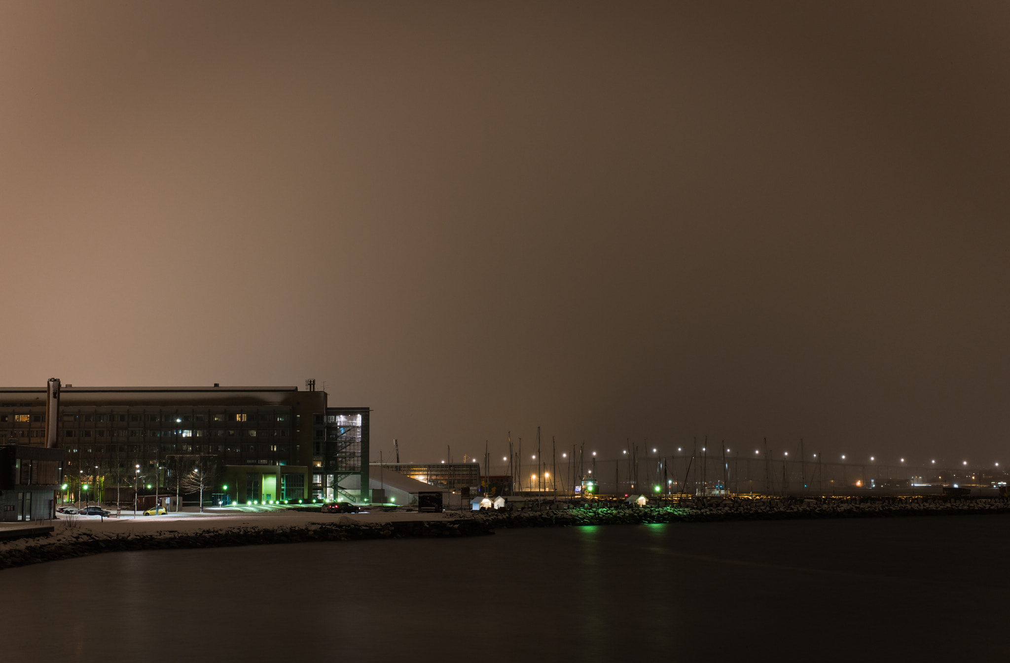 Leica M9 + Summilux-M 35mm f/1.4 sample photo. Snowy night photography