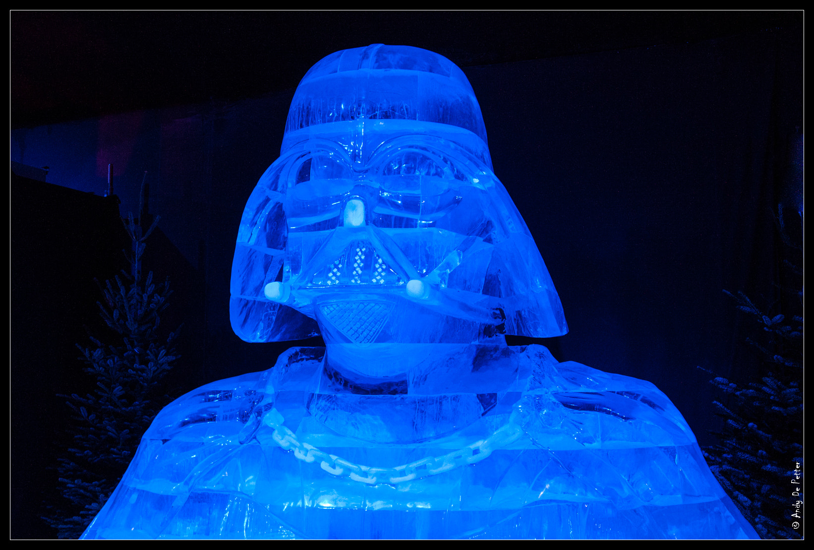 Canon EOS 400D (EOS Digital Rebel XTi / EOS Kiss Digital X) + Canon EF 16-35mm F4L IS USM sample photo. Ice star wars photography