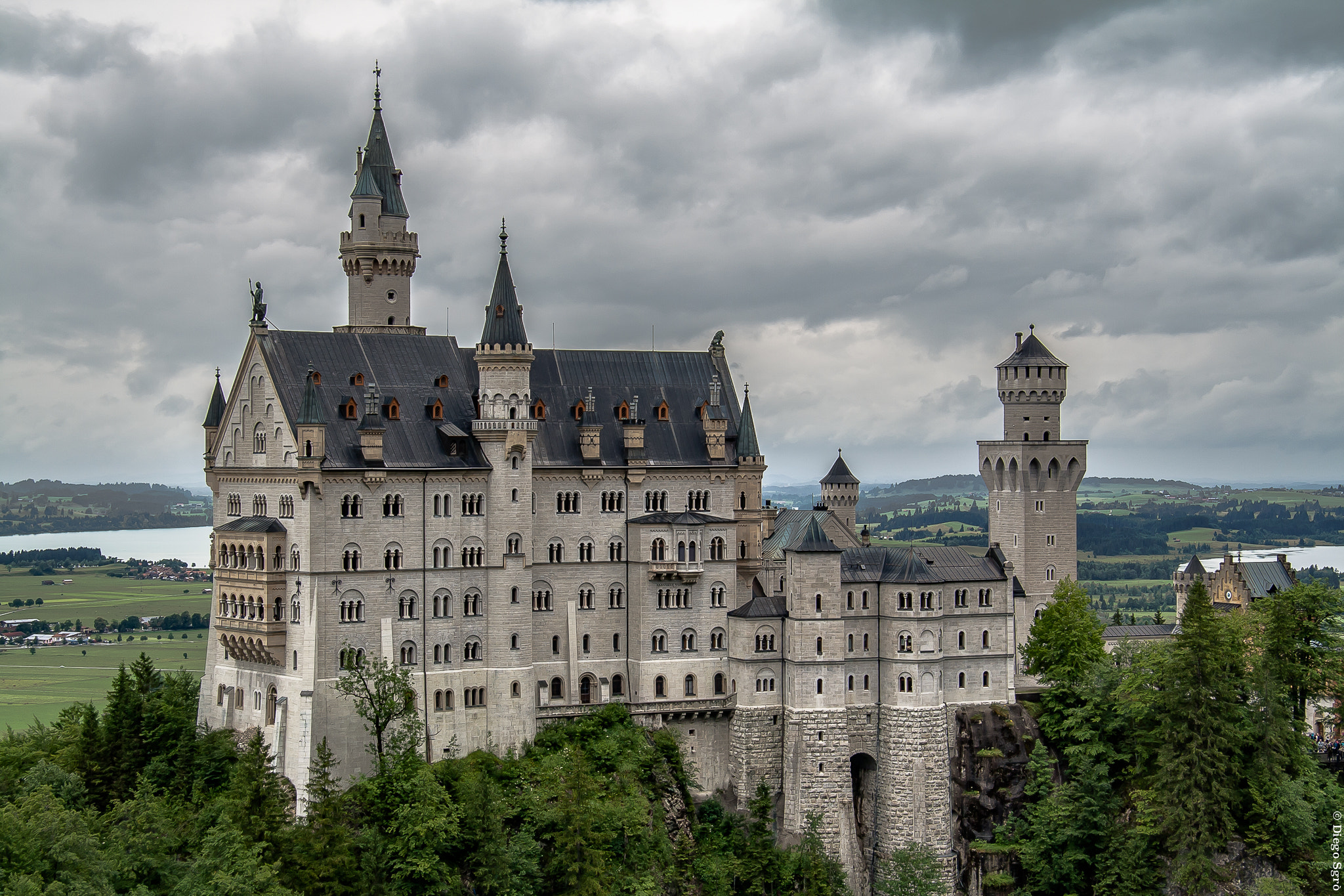 Canon EF-S 17-85mm F4-5.6 IS USM sample photo. Castello di neuschwanstein photography