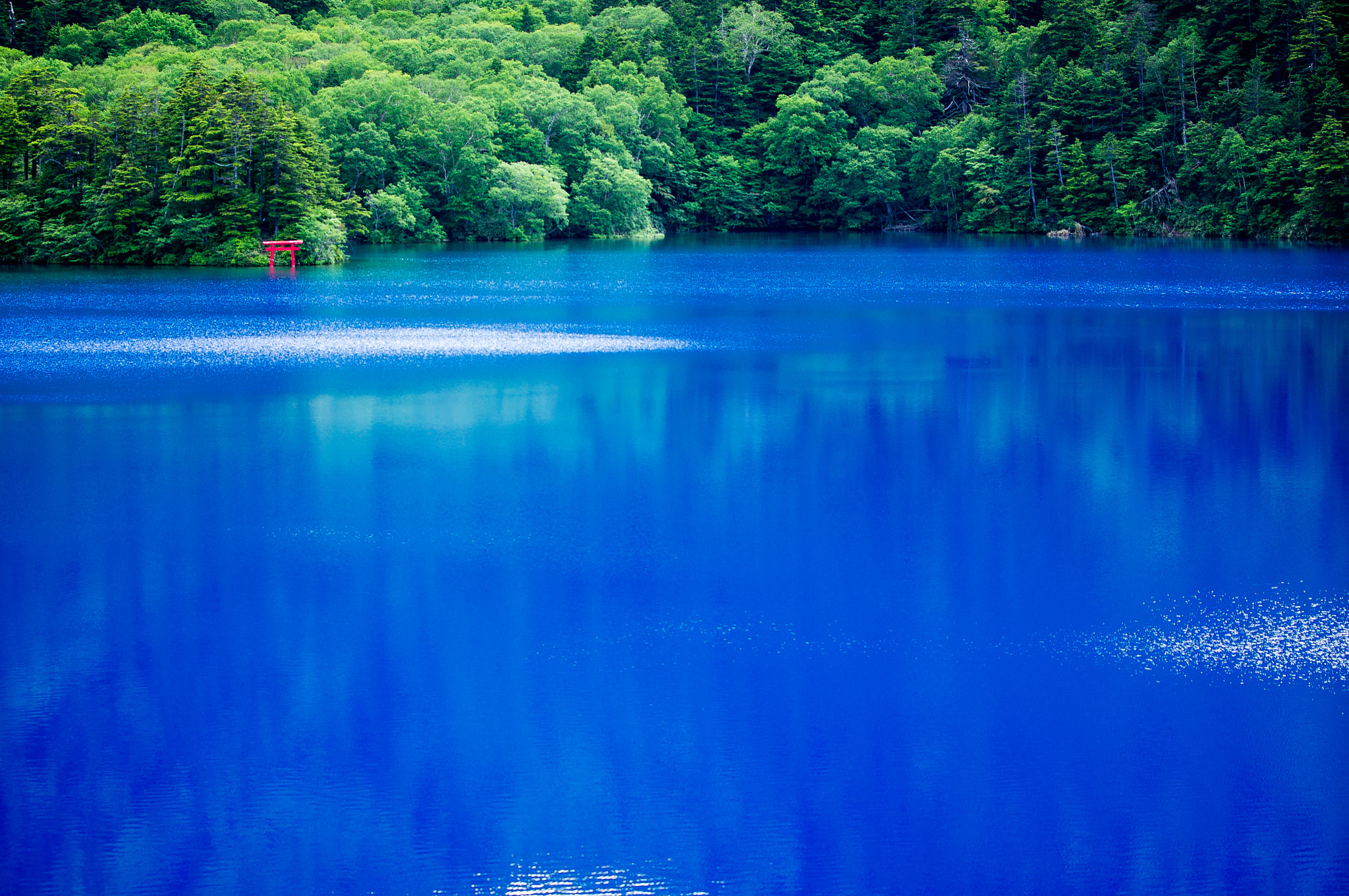 Sony 70-200mm F2.8 G SSM II sample photo. Blue lake photography