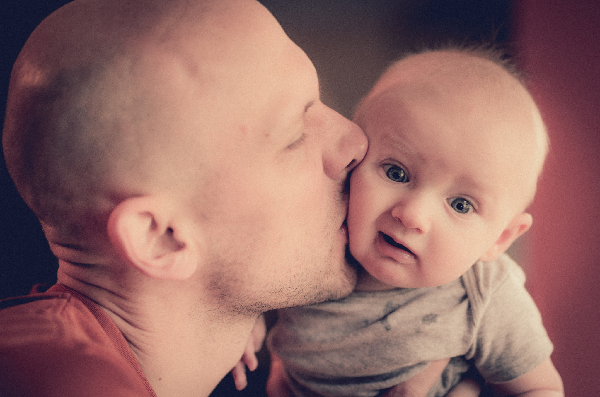 Nikon D7000 + Sigma 50mm F1.4 DG HSM Art sample photo. Daddy kisses photography