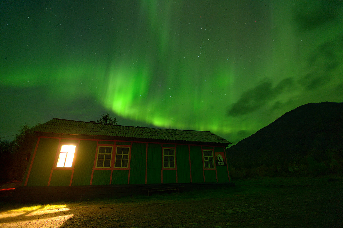Nikon AF-S Nikkor 17-35mm F2.8D ED-IF sample photo. Northern lights photography
