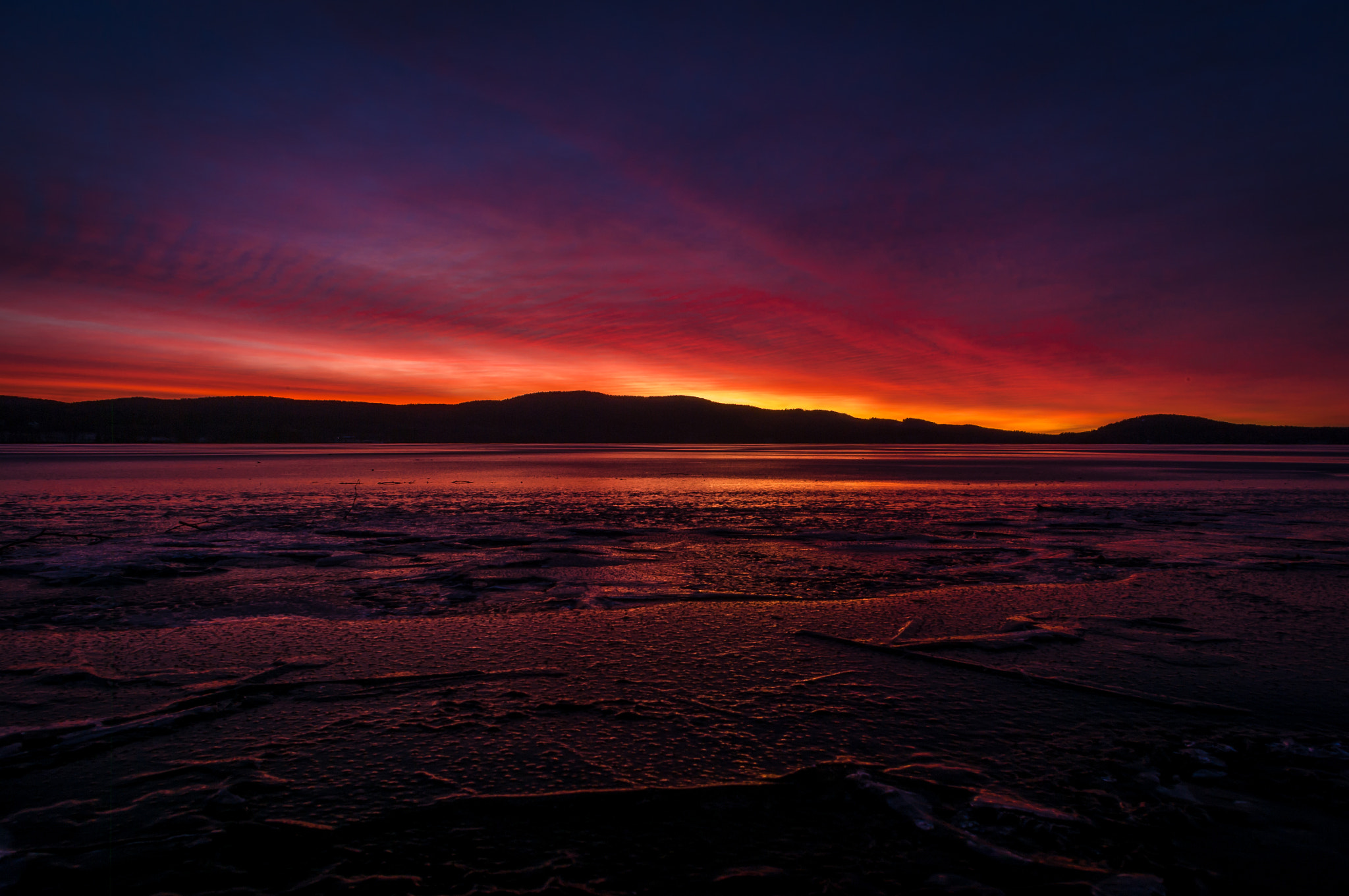 Samsung/Schneider D-XENON 18-55mm F3.5-5.6 II sample photo. Sunrise photography