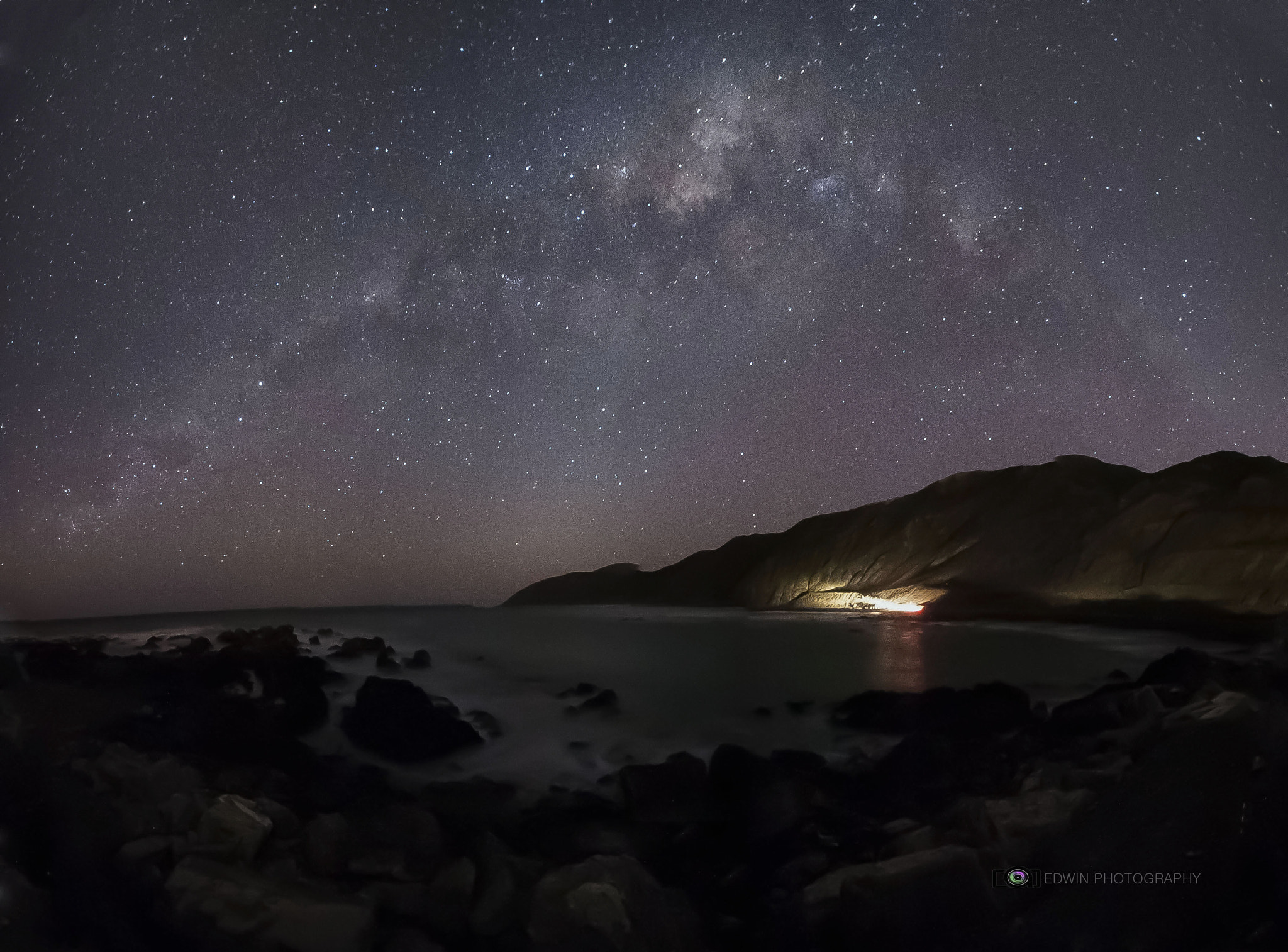 Sigma 10-20mm F4-5.6 EX DC HSM sample photo. Red rocks wellington new zealand photography