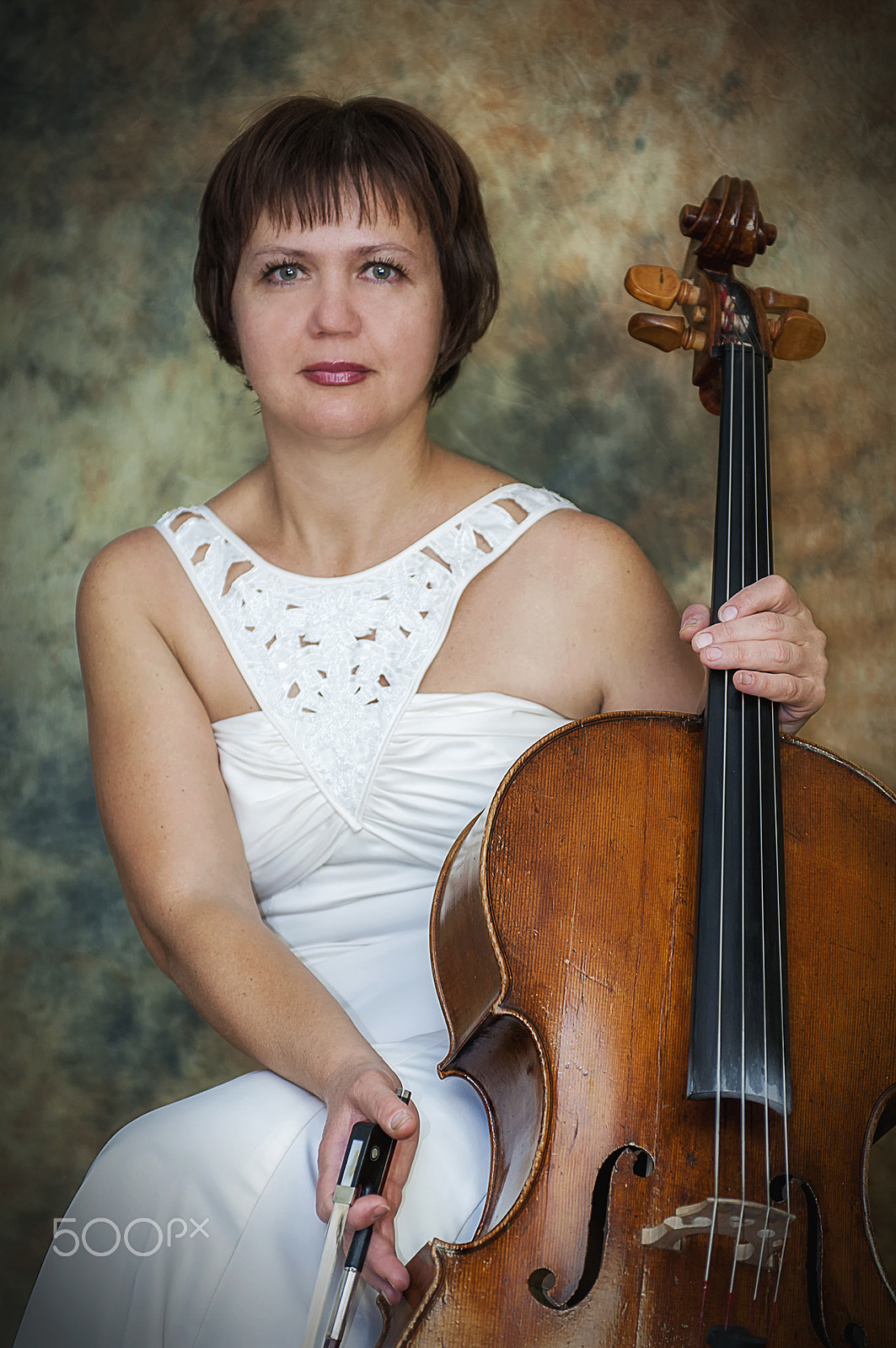 Pentax K-7 sample photo. Cellist photography