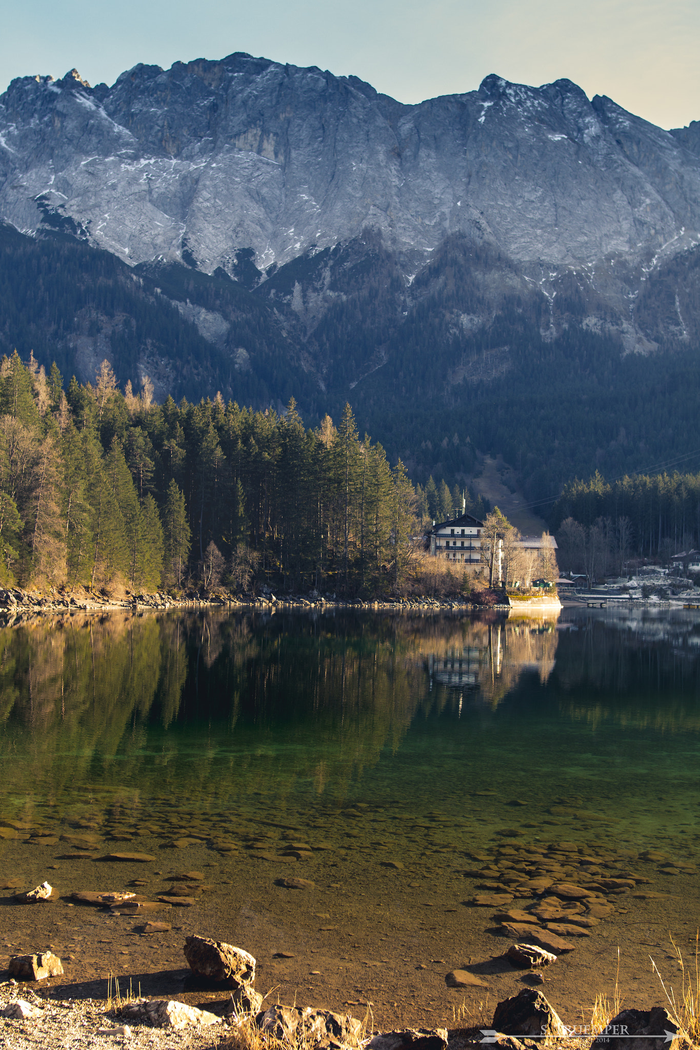 Sigma 24mm F1.4 DG HSM Art sample photo. Eibsee 2.4 photography