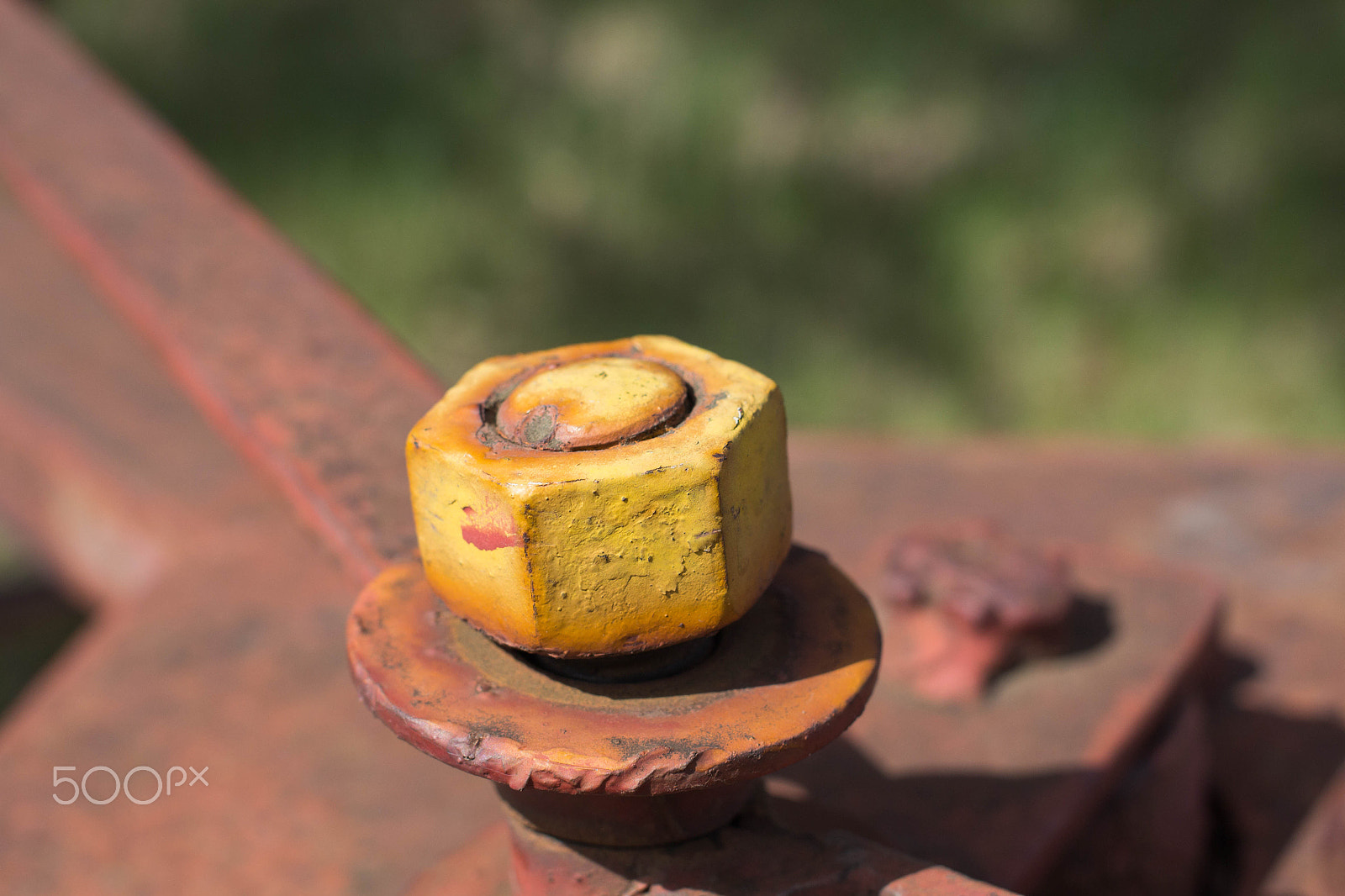 Canon EF 40mm F2.8 STM sample photo. Rustic bolt photography