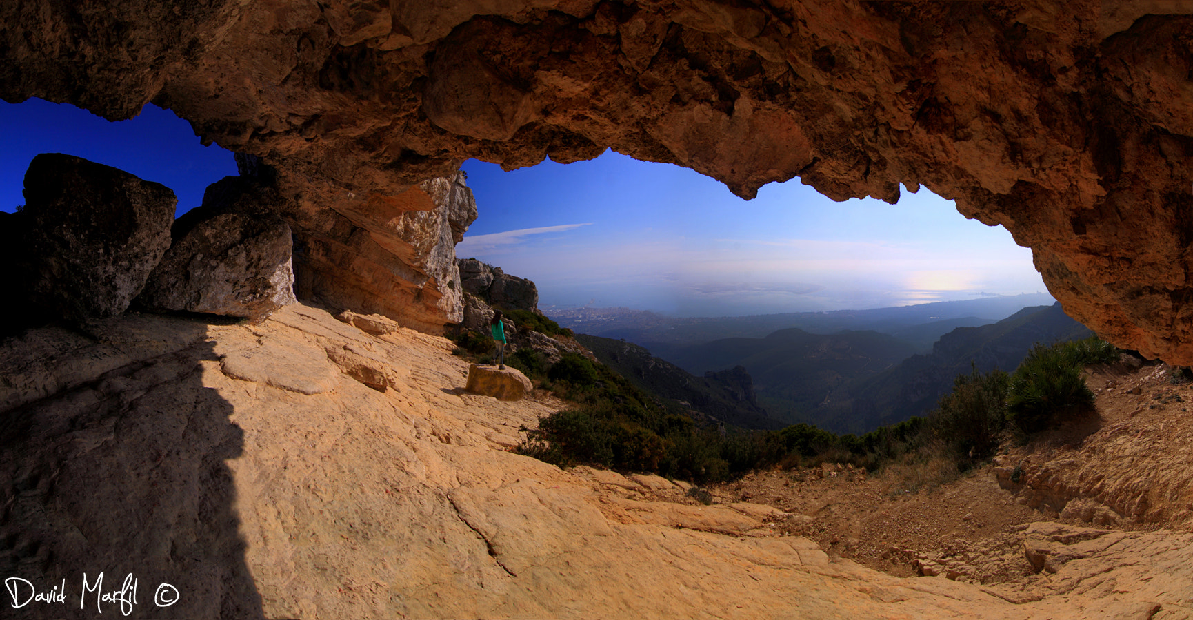 Tokina AT-X Pro 12-24mm F4 (IF) DX sample photo. Panoramica la foradada photography