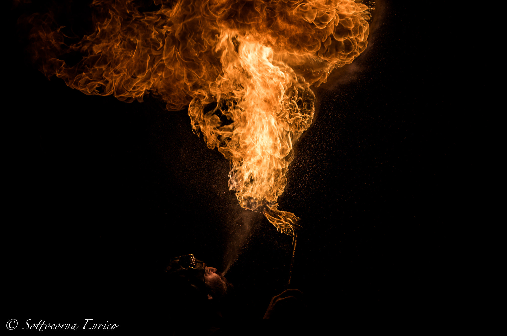 Pentax K-50 + Sigma sample photo. Mangiafuoco photography
