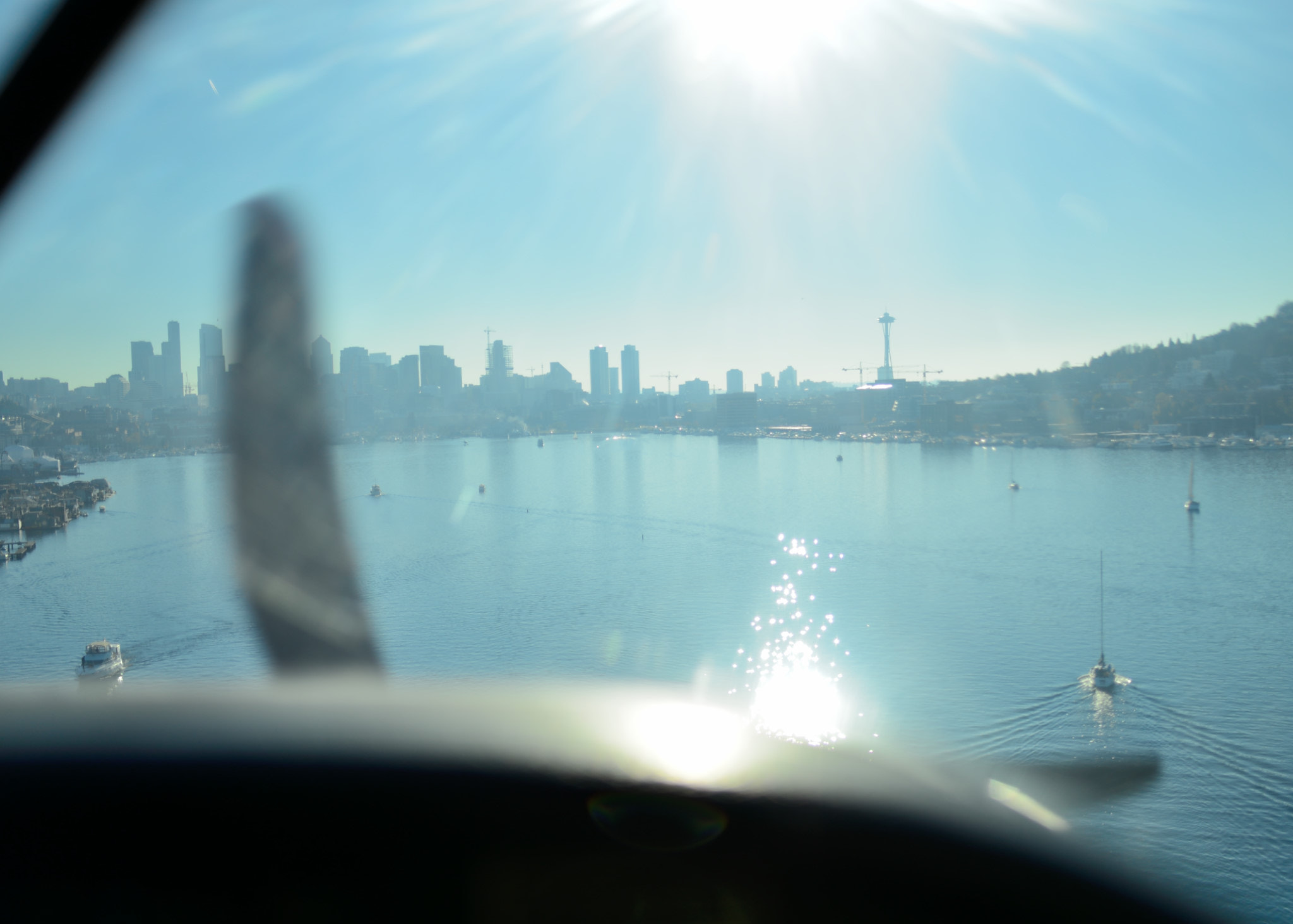 Nikon D800 + AF-S Nikkor 35mm f/1.8G sample photo. Lake union approach photography