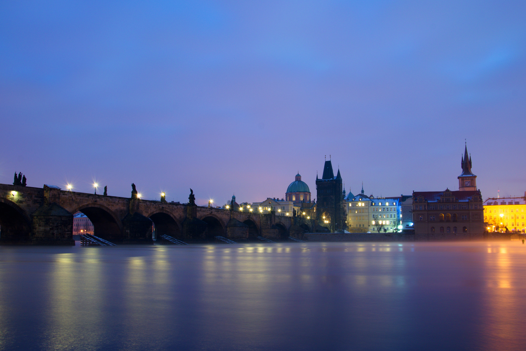 Nikon D3300 + 18.00 - 105.00 mm f/3.5 - 5.6 sample photo. Prague on winter morning photography