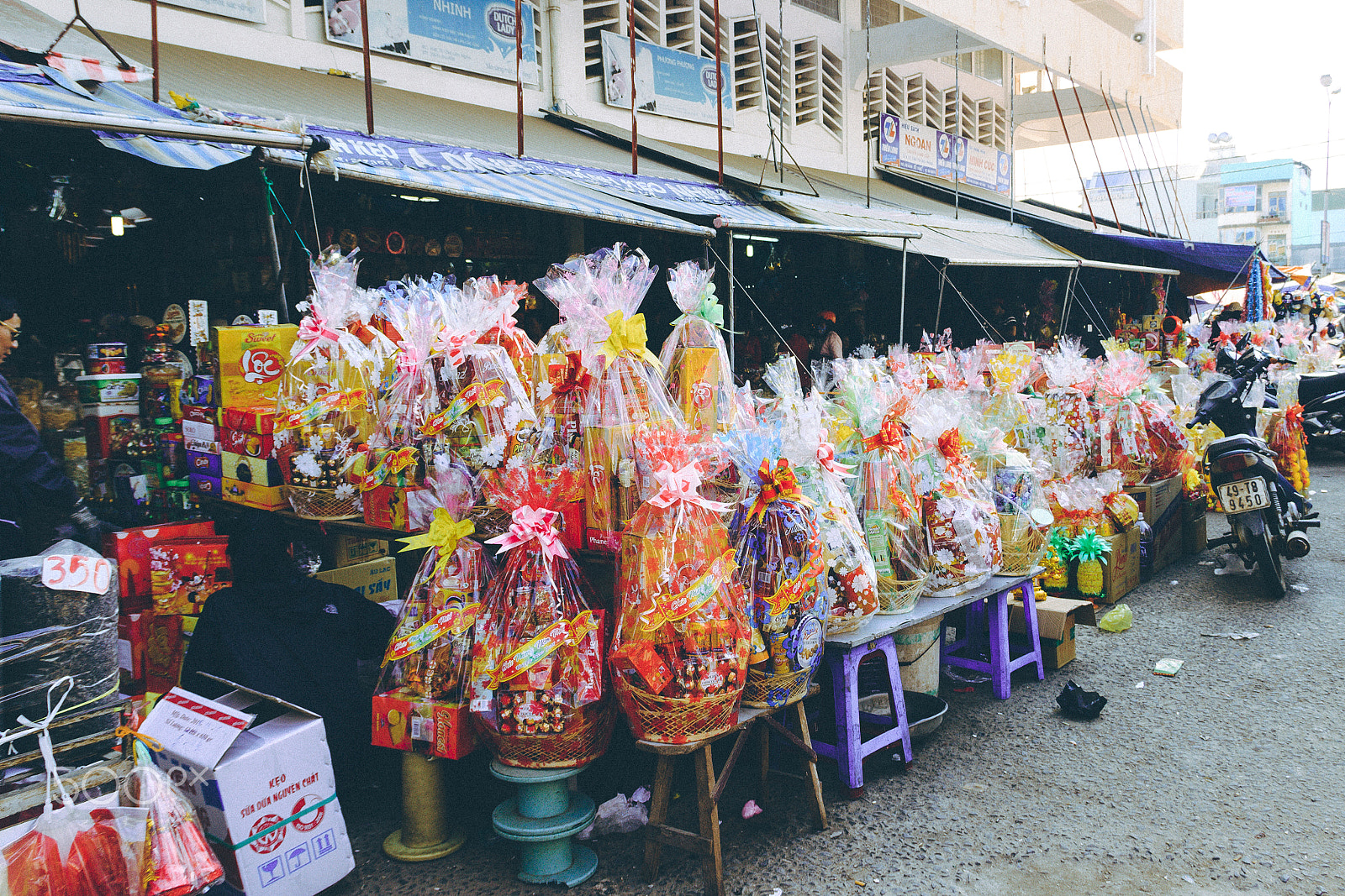 Canon EOS 600D (Rebel EOS T3i / EOS Kiss X5) sample photo. Tet viet - viet nam photography