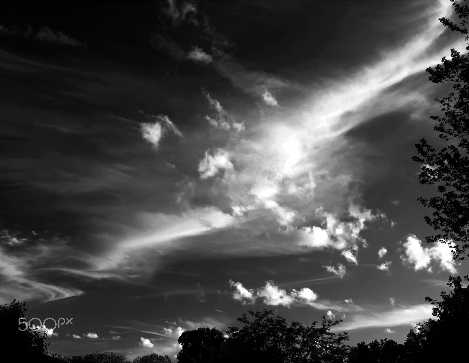 Canon EOS 760D (EOS Rebel T6s / EOS 8000D) sample photo. Cirrus and tuftballs on a late spring evening photography