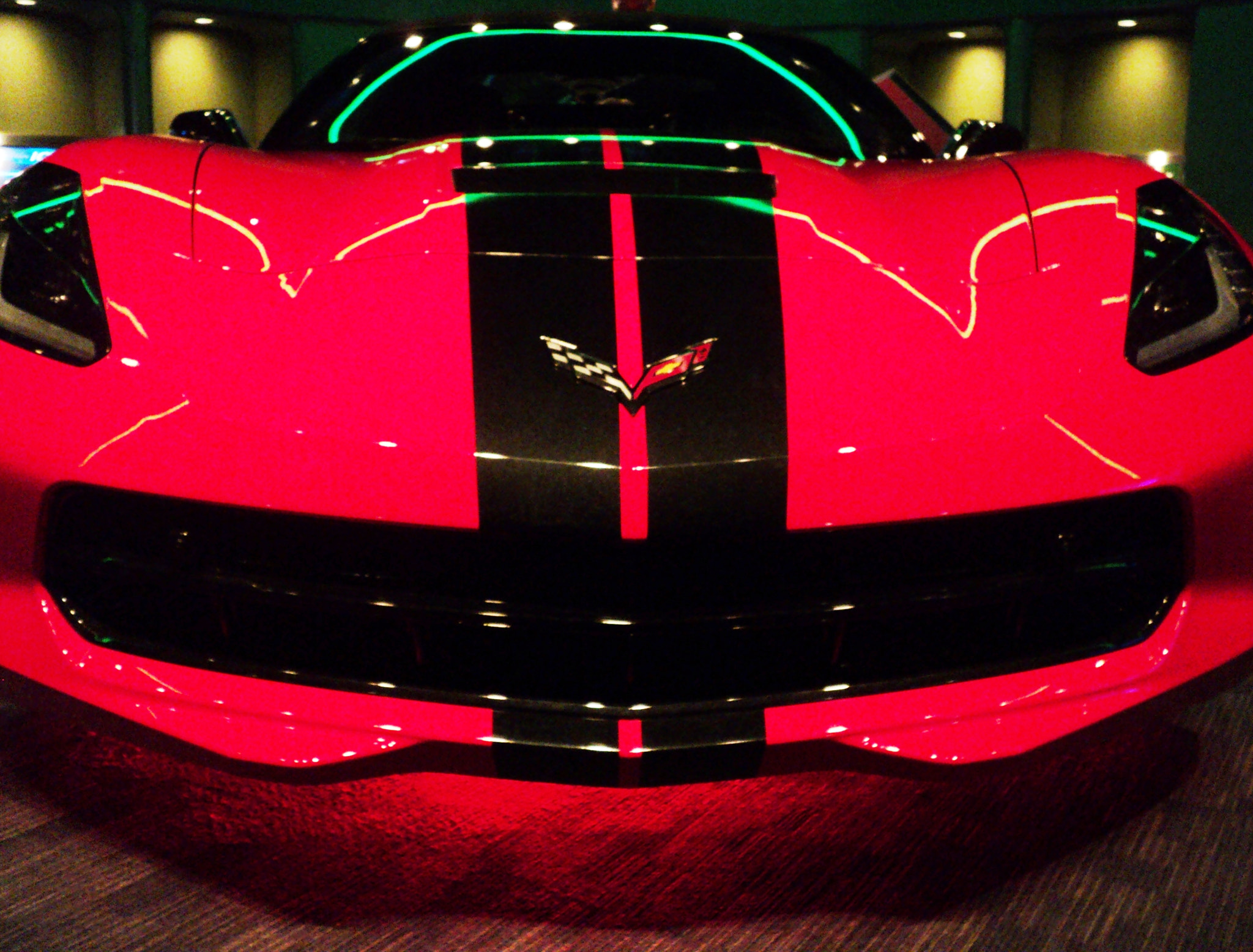 Sony DSC-S2000 sample photo. Corvette photography