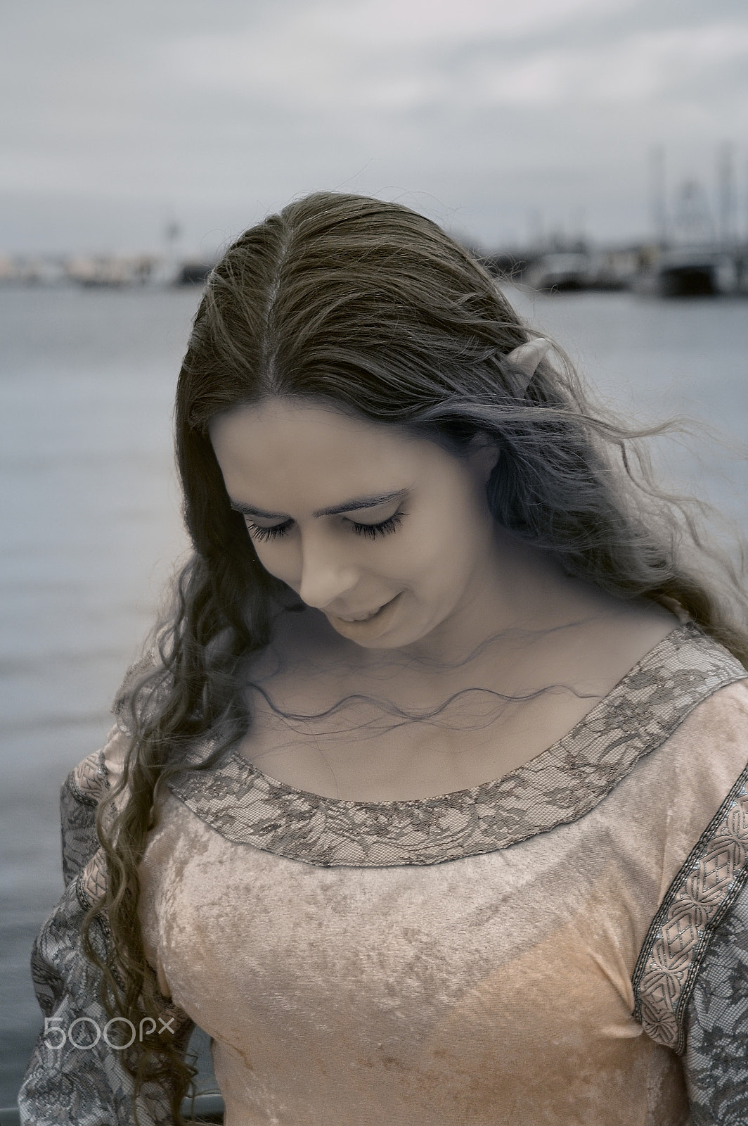Nikon D70s sample photo. Demure photography